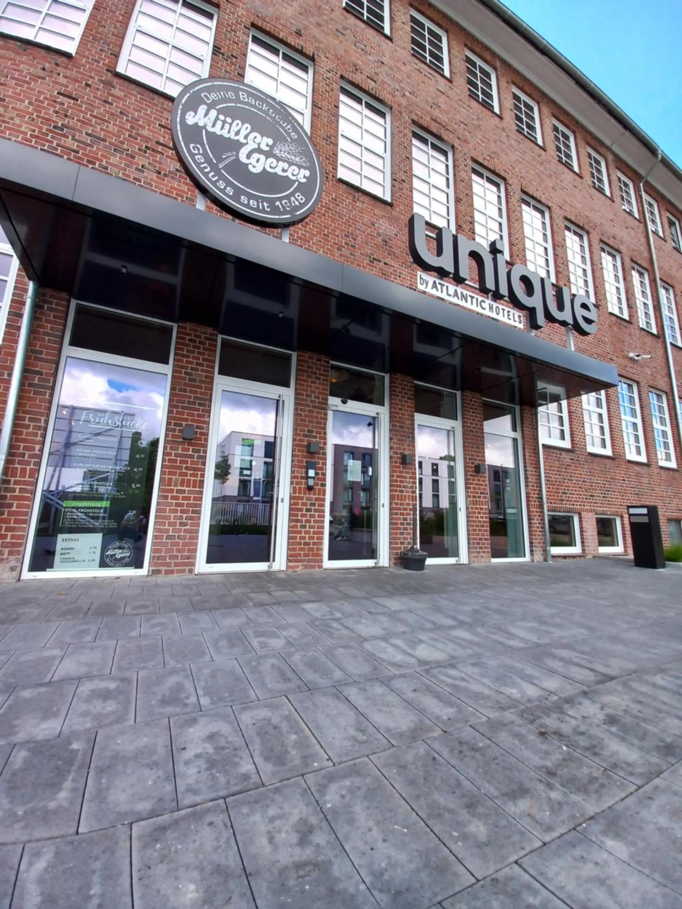 Facade/entrance in unique by ATLANTIC Hotels Bremen