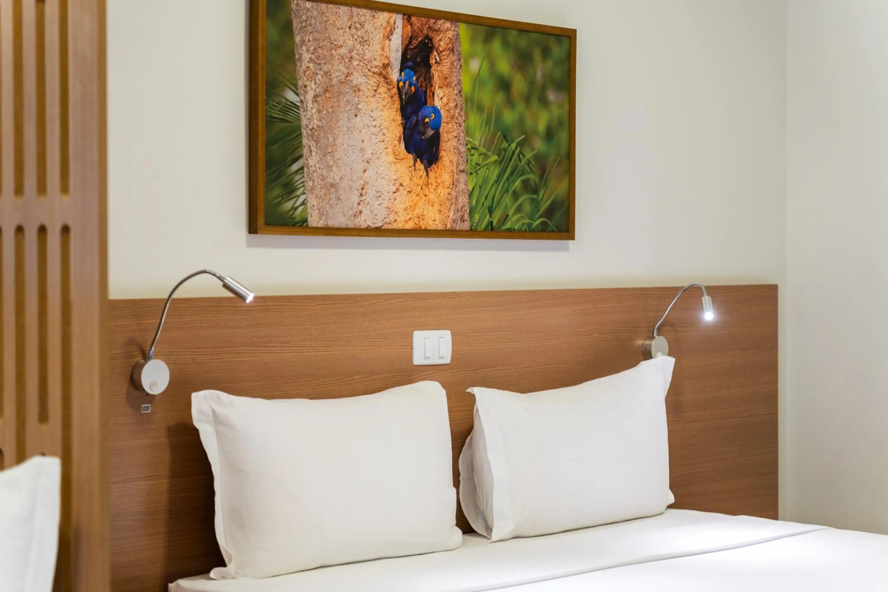 Bedroom, Bed in ibis Styles Bonito