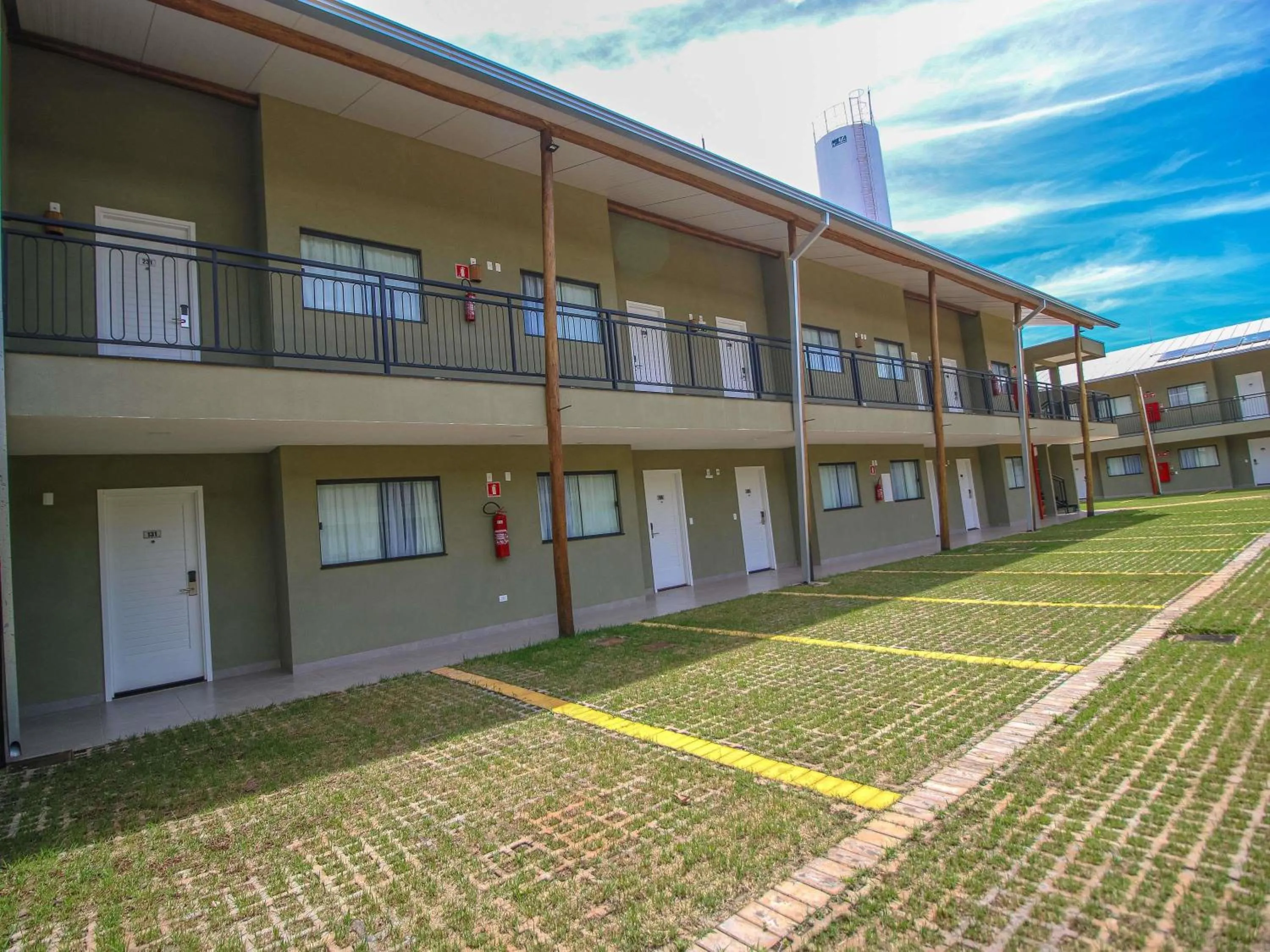 Property building in ibis Styles Bonito