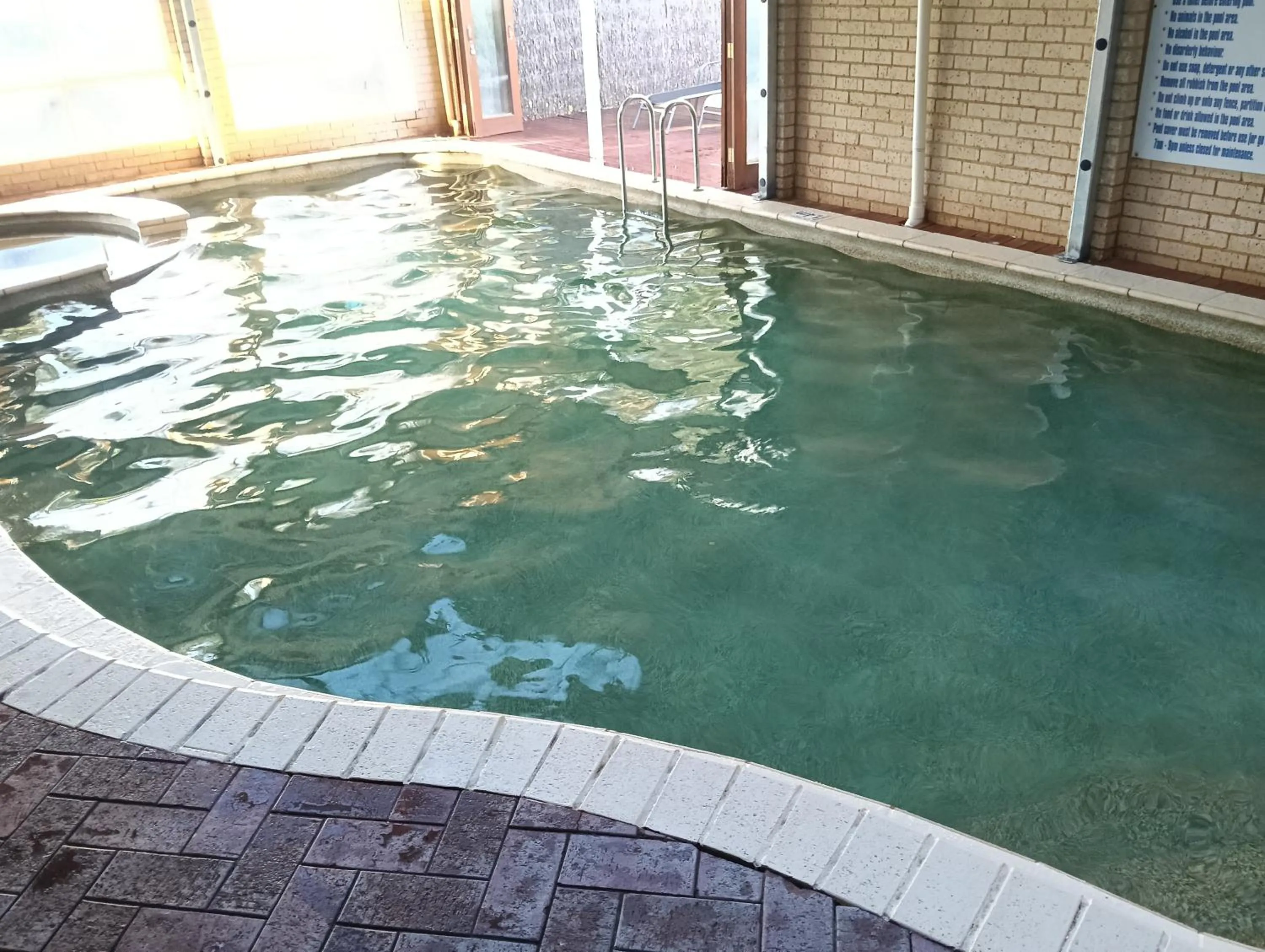Swimming pool in Dunn Bay Village Resort Homes