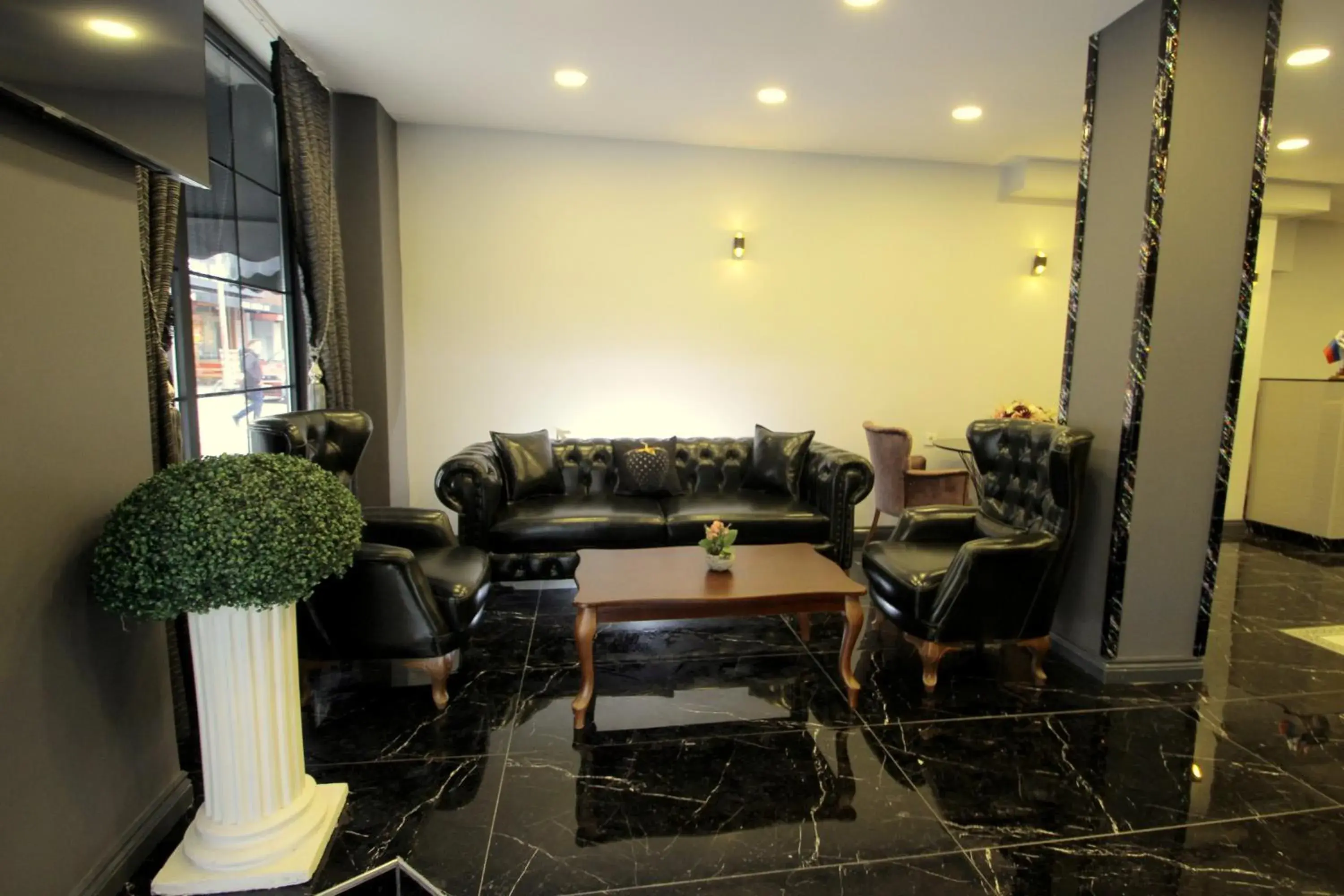 Lobby or reception in Guler Palas Hotel Lobby or reception in Guler Palas Hotel