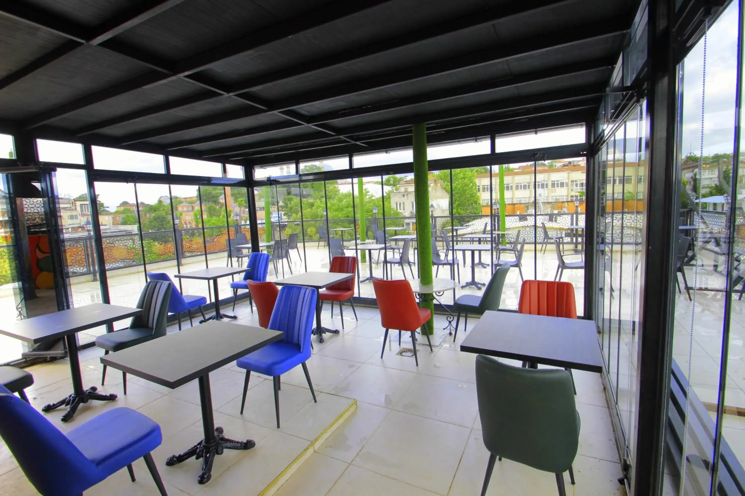 Restaurant/places to eat in Guler Palas Hotel Restaurant/places to eat in Guler Palas Hotel