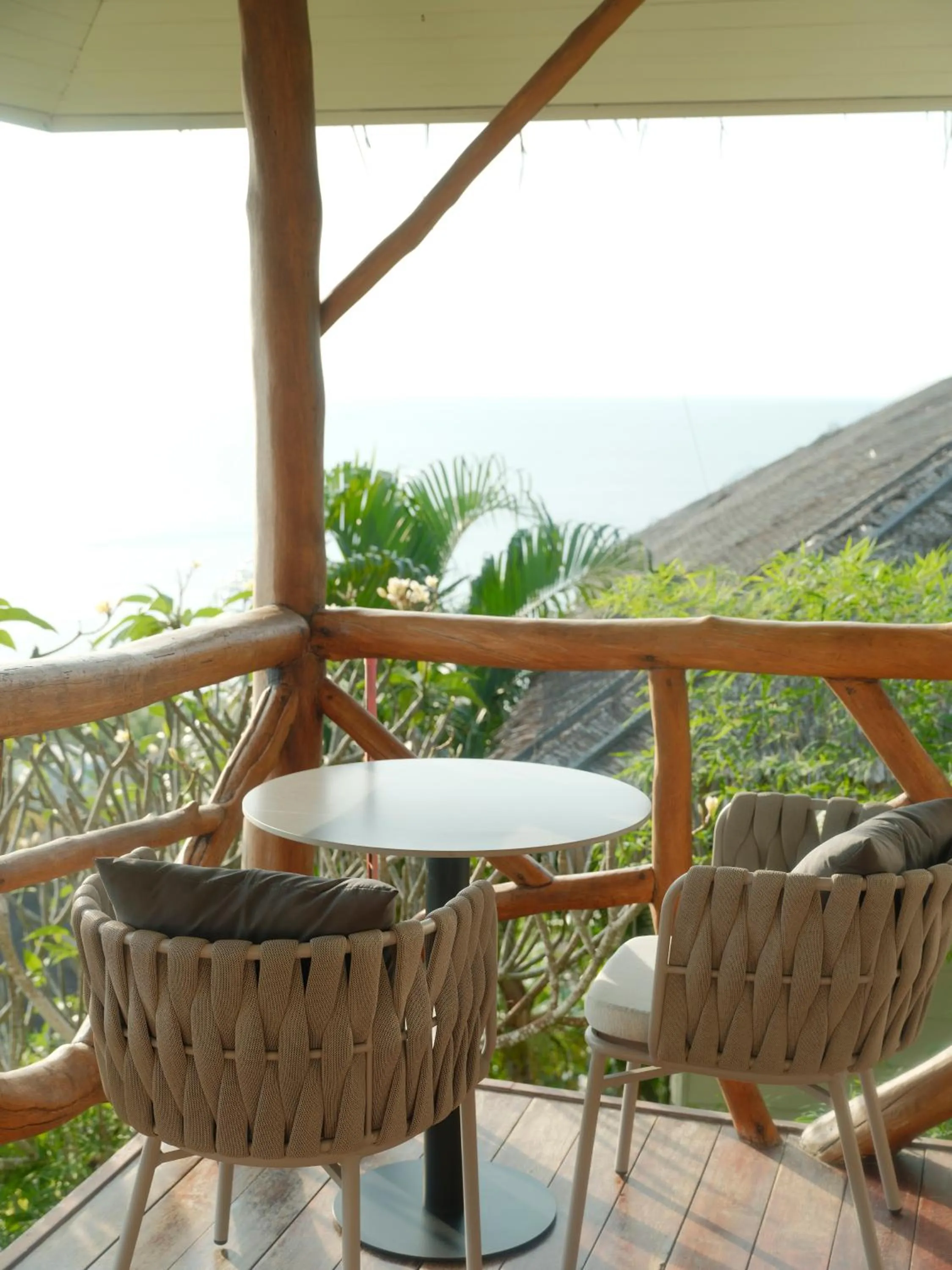 Patio in Tantawan sea view residence 山海居