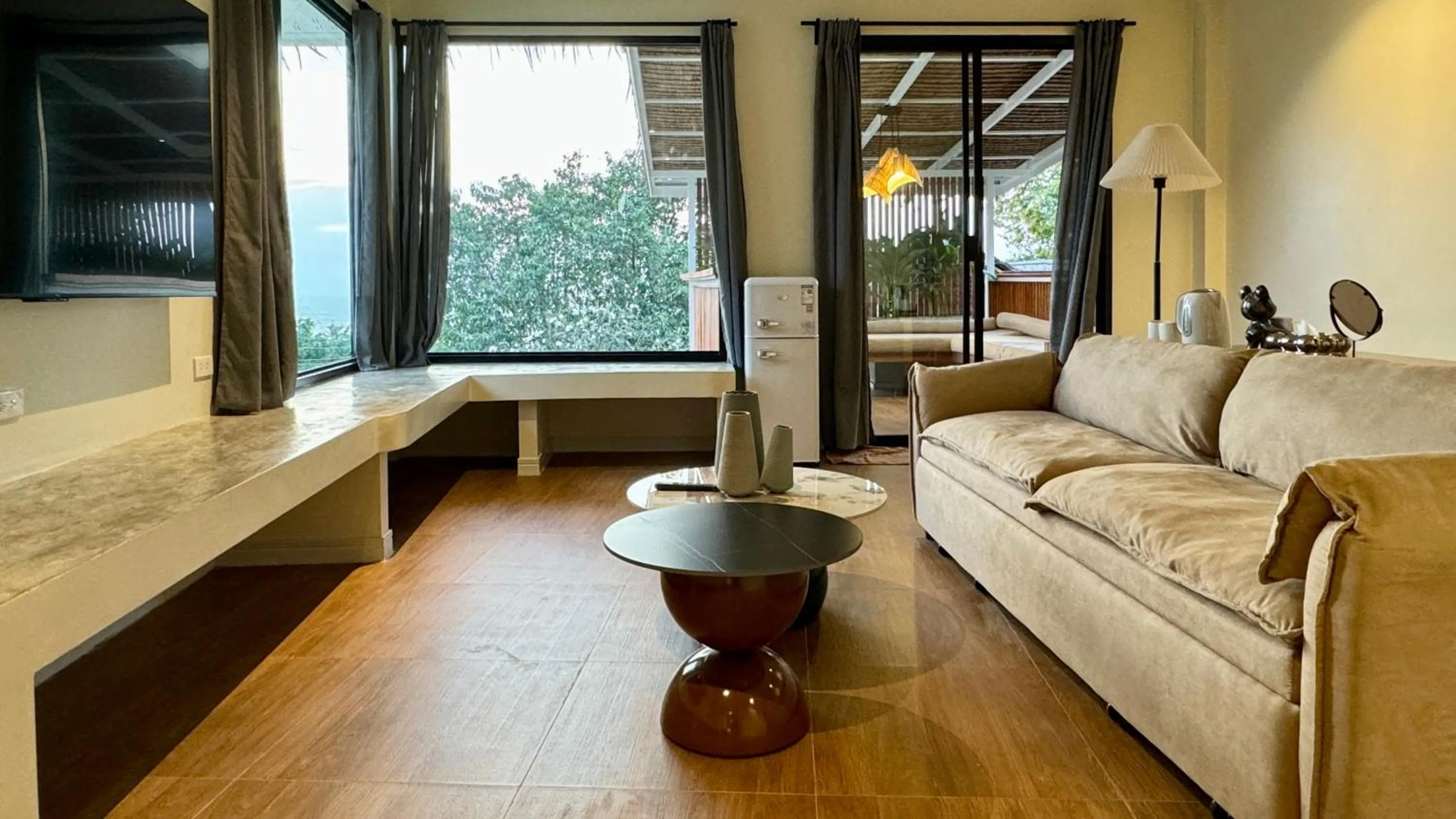 TV and multimedia in Tantawan sea view residence 山海居