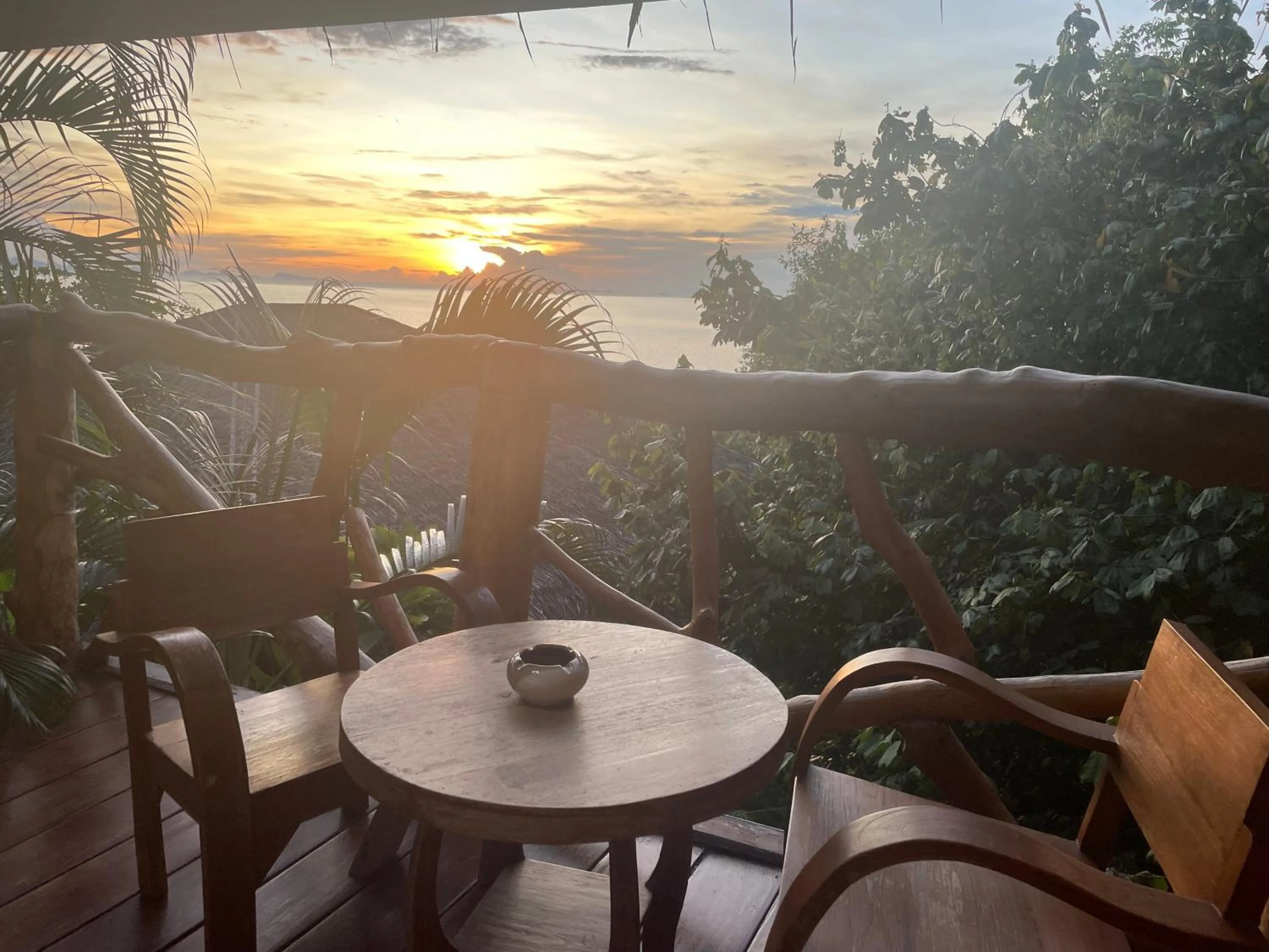 Patio in Tantawan sea view residence 山海居