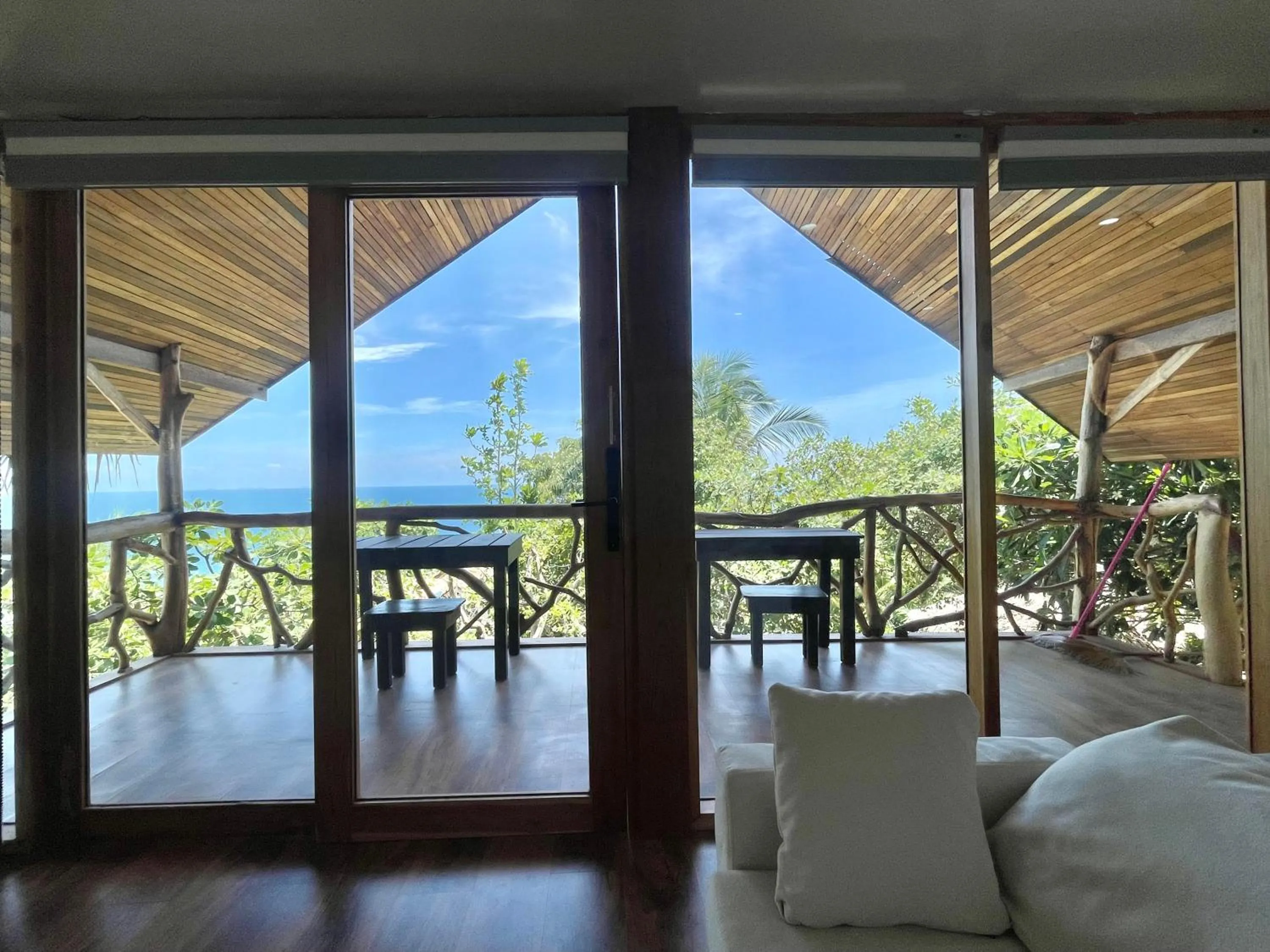 Patio in Tantawan sea view residence 山海居
