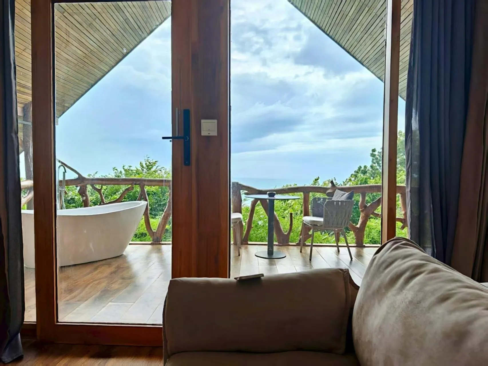 Tantawan sea view residence 山海居