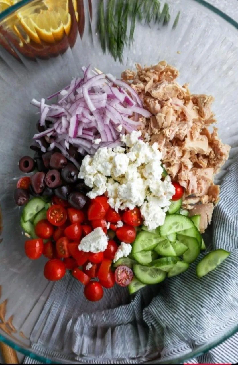 Restaurant/places to eat in Tantawan sea view residence 山海居