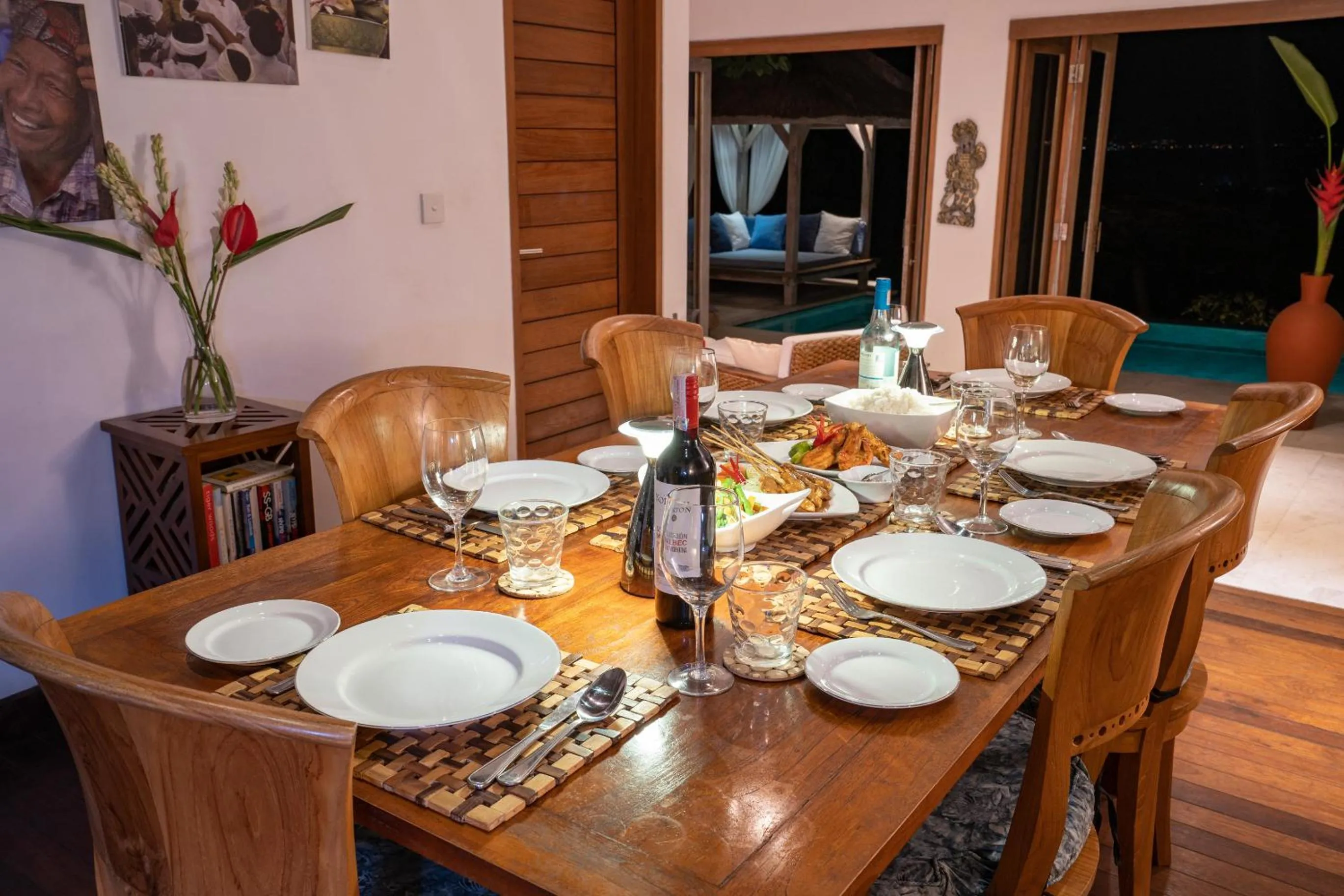 Dining area in Villa Nusa