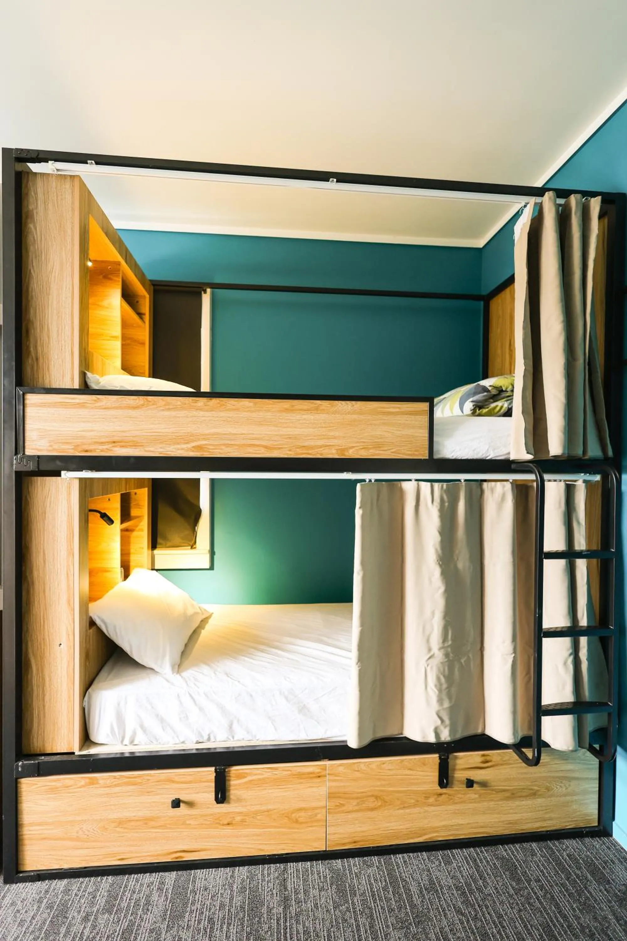 Bed in Crashpalace Backpackers