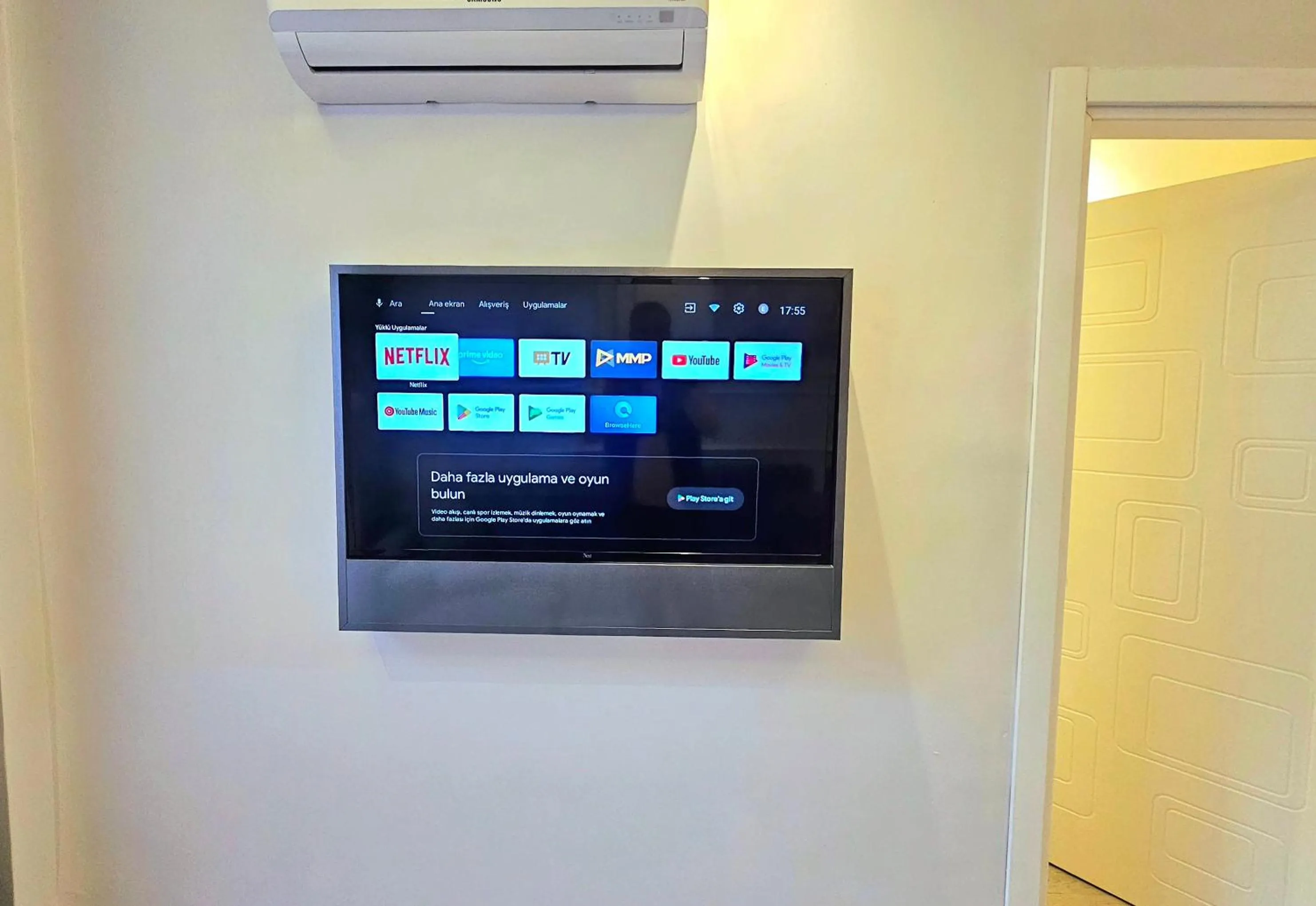 TV and multimedia in World Cities Residence