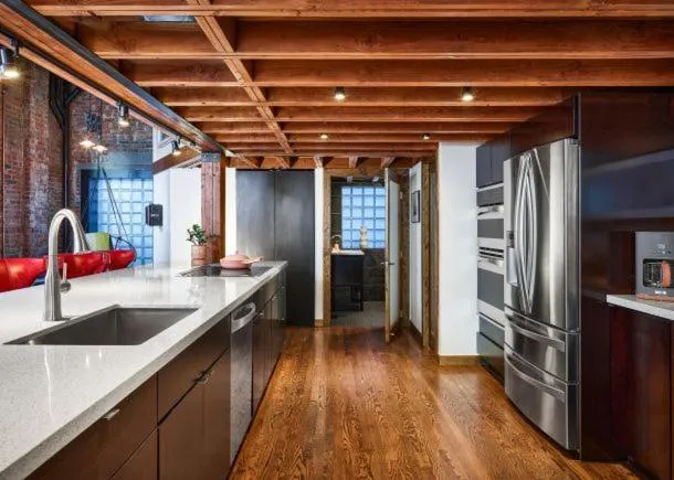 Kitchen or kitchenette in Catbird Hotel