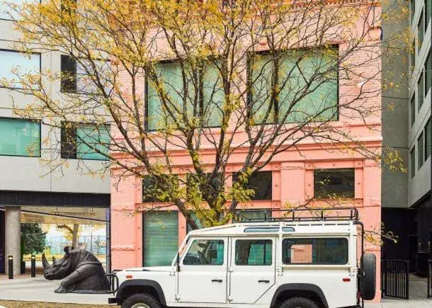 Property building in Catbird Hotel Property building in Catbird Hotel