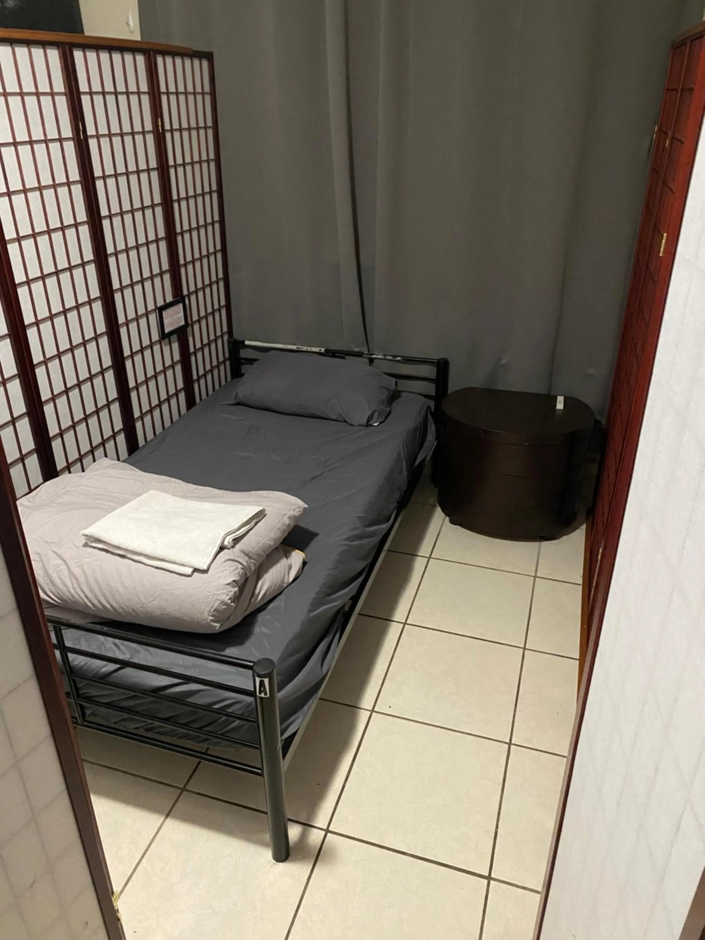 Bed in Private Cubicle - Single Bed - Mixed Shared Dorm - MIAMI AIRPORT