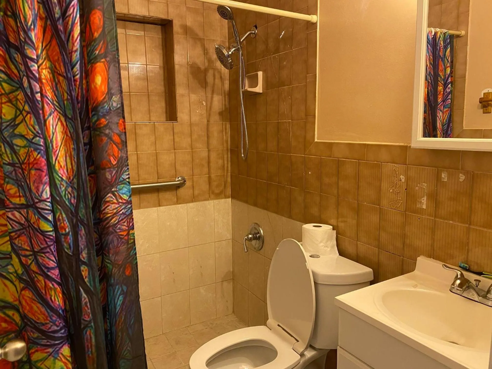 Private Cubicle - Single Bed - Mixed Shared Dorm - MIAMI AIRPORT
