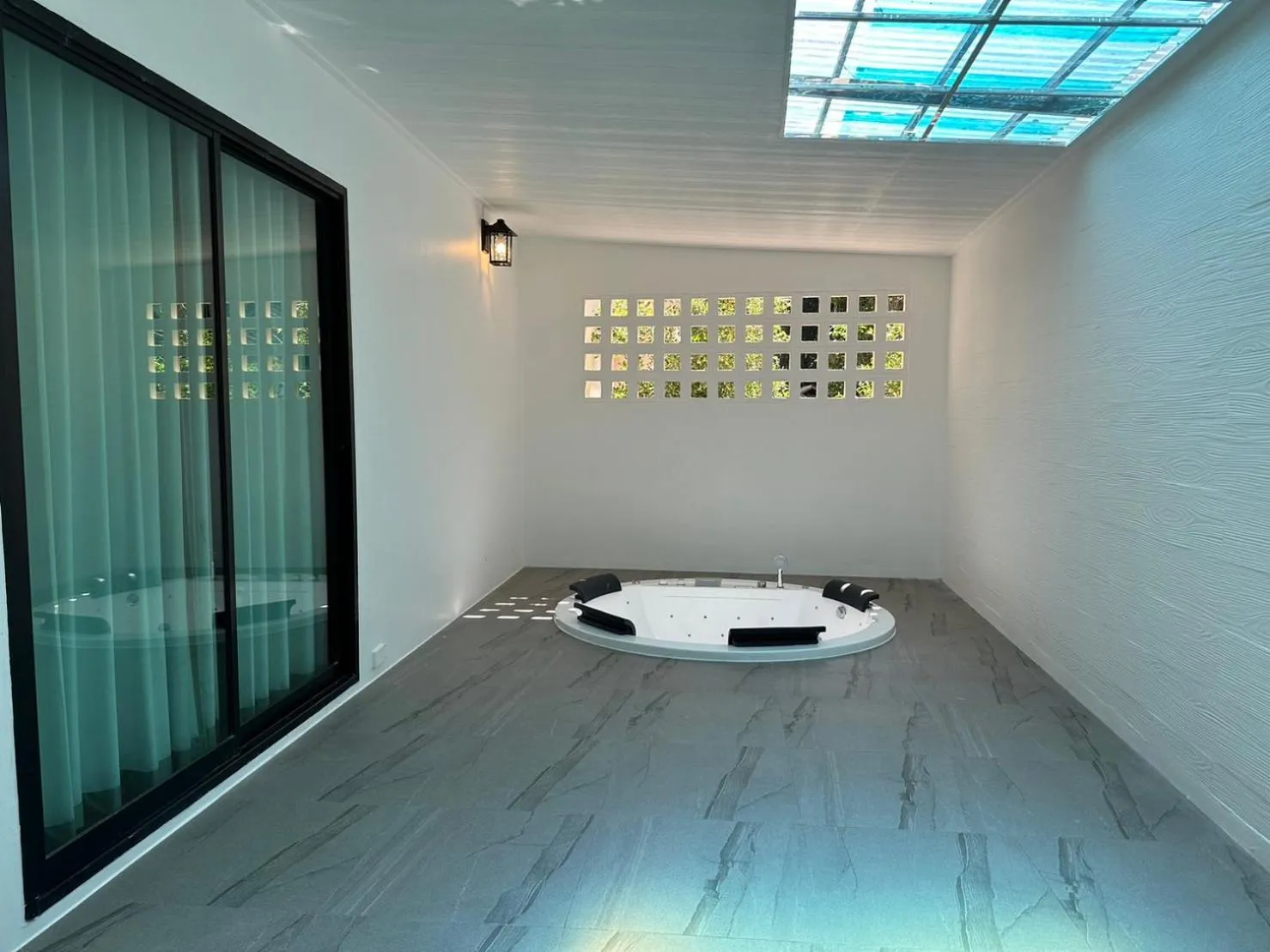 Property building in River Tree Resort