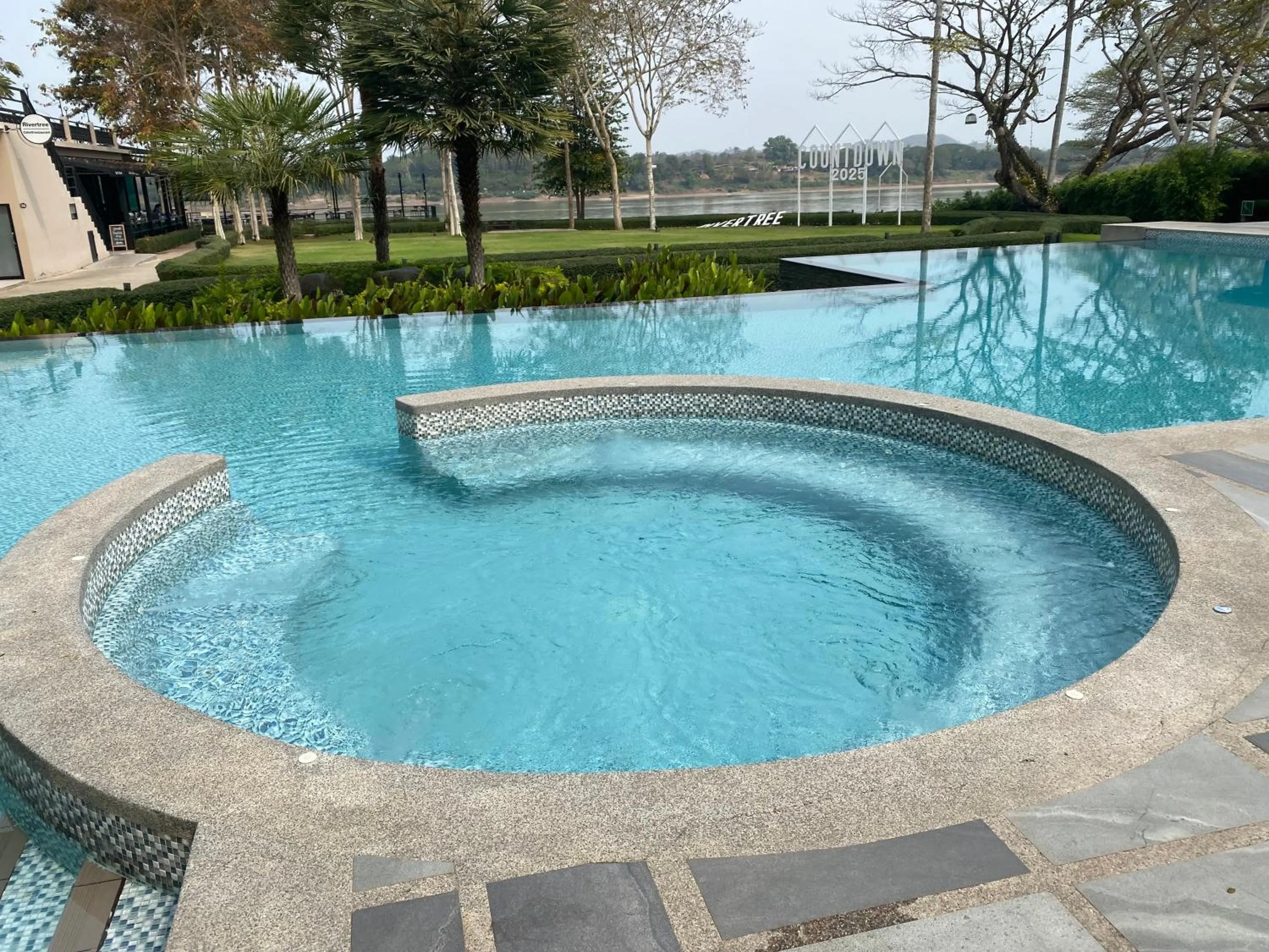 Hot Tub in River Tree Resort