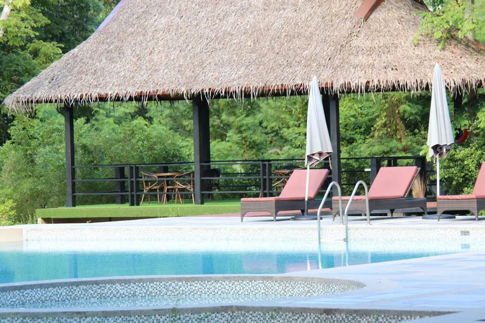 Swimming pool in River Tree Resort Swimming pool in River Tree Resort