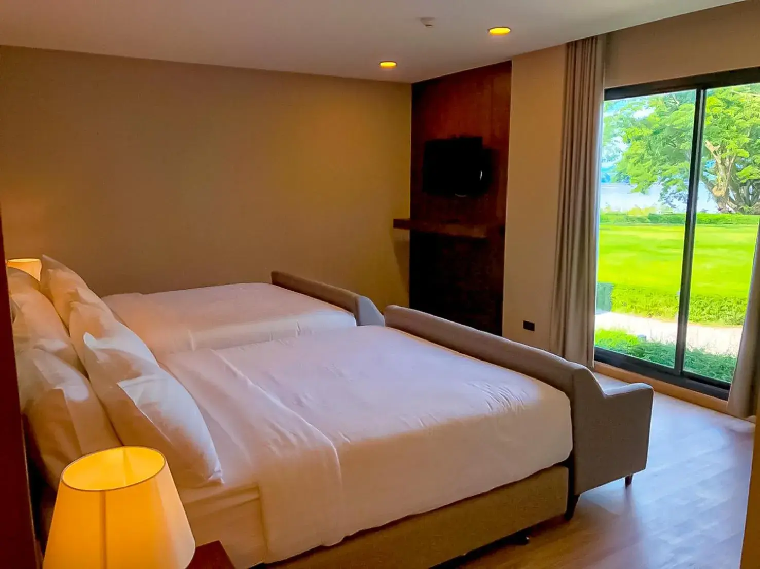 Bed in River Tree Resort Bed in River Tree Resort