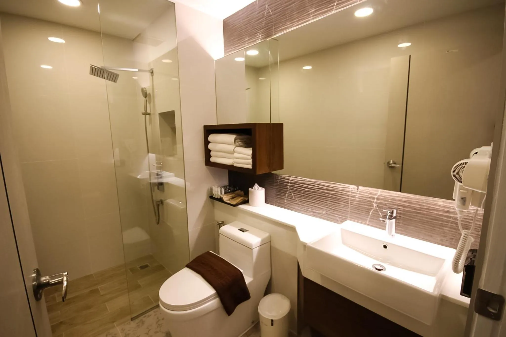 Shower in River Tree Resort