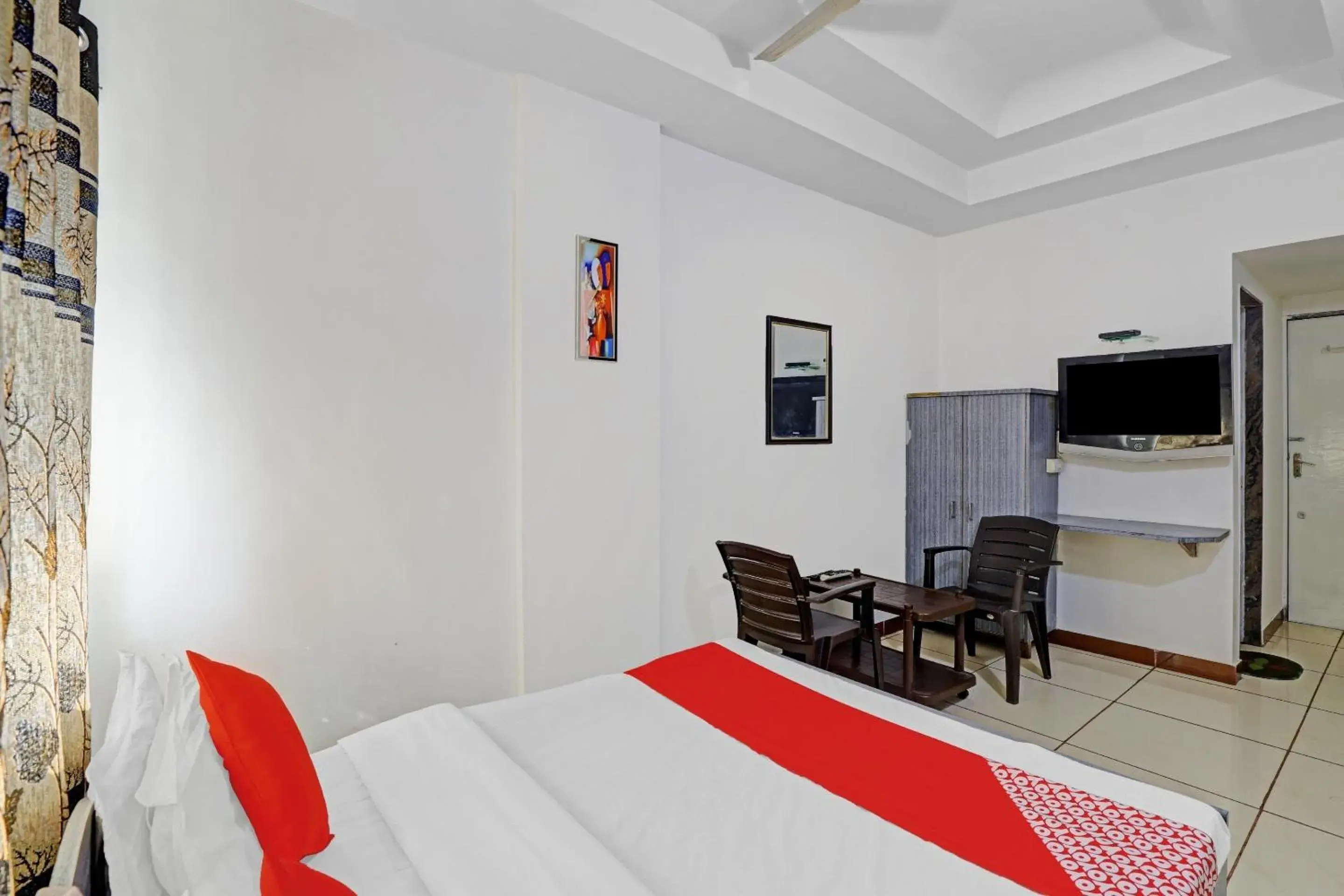 Bedroom, Bed in Hotel Velvet Bedroom, Bed in Hotel Velvet