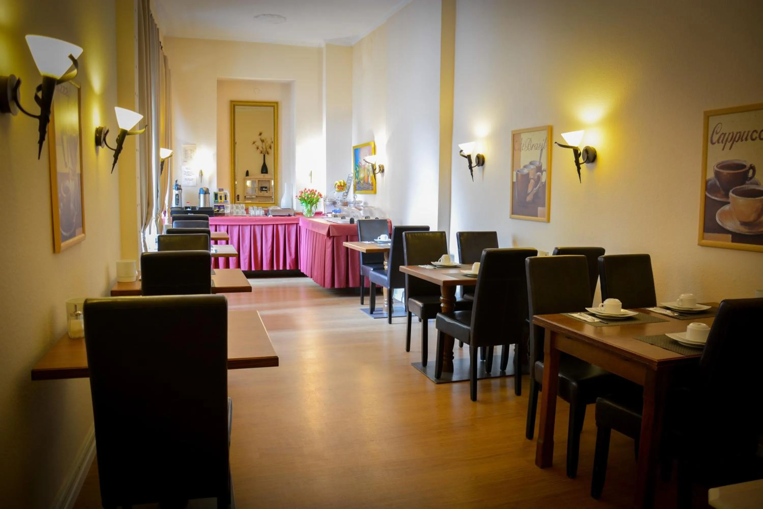 Restaurant/places to eat in Hotel am Landeshaus