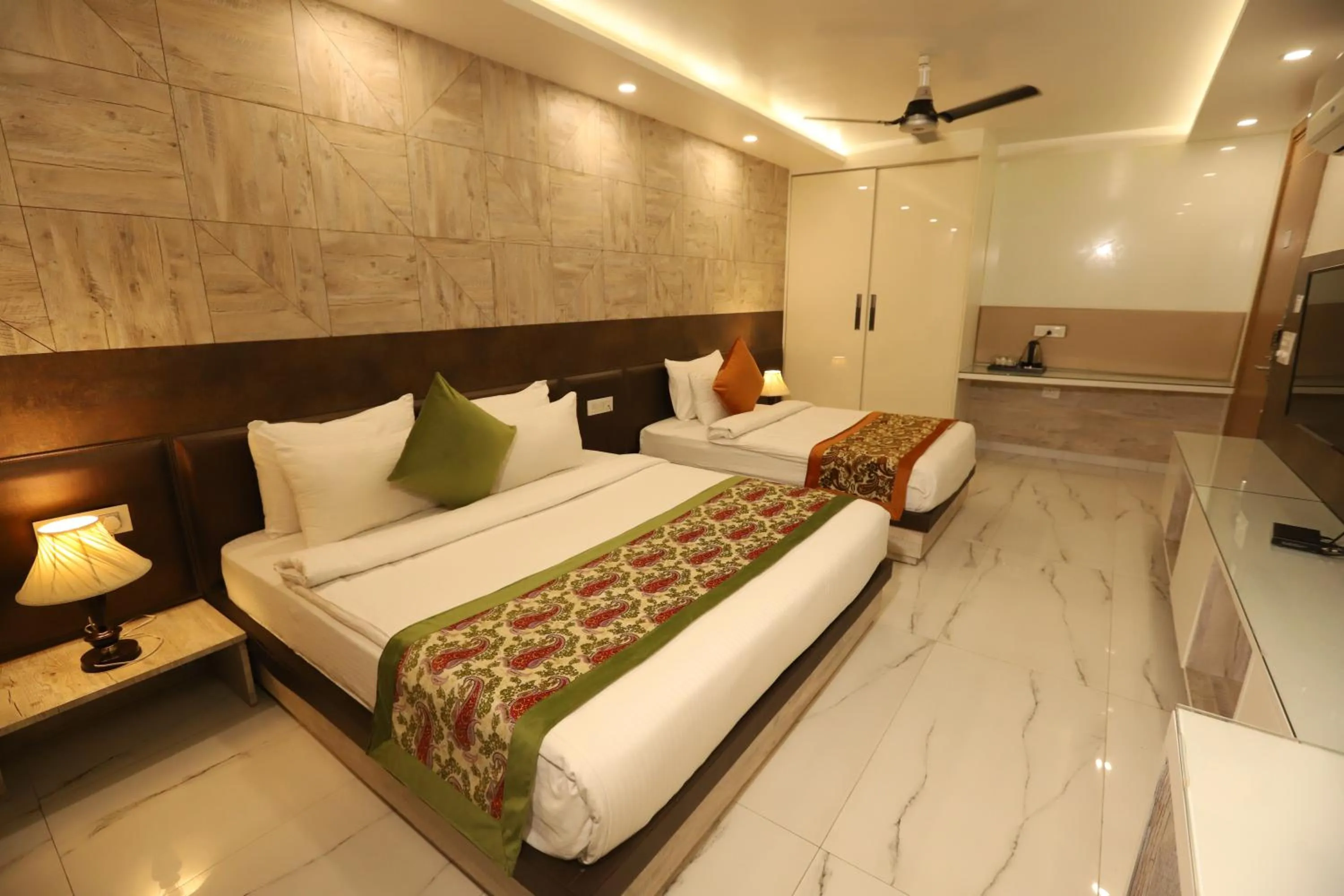 Photo of the whole room, Bed in Hotel Keshav Residency - Medicity Gurugram, near Medanta Hospital