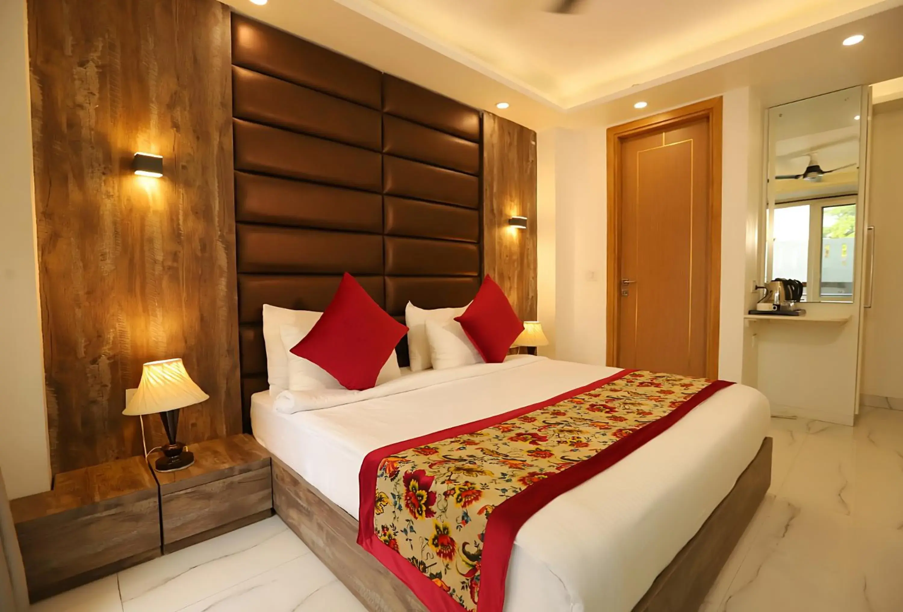 Standard Double Room in Hotel Keshav Residency - Medicity Gurugram, near Medanta Hospital, Pure Vegetarian Standard Double Room in Hotel Keshav Residency - Medicity Gurugram, near Medanta Hospital, Pure Vegetarian