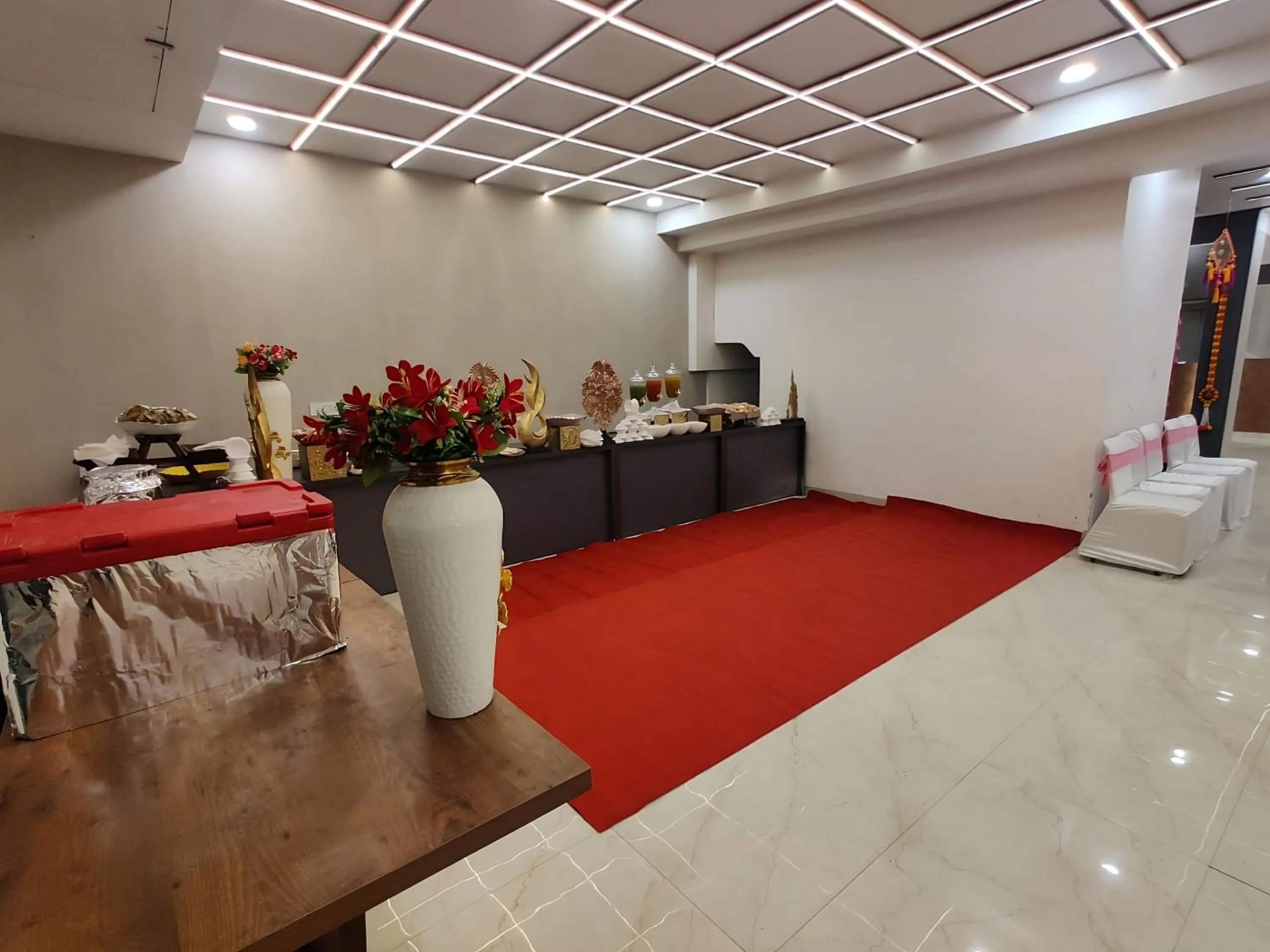 Hotel Keshav Residency - Medicity Gurugram, near Medanta Hospital