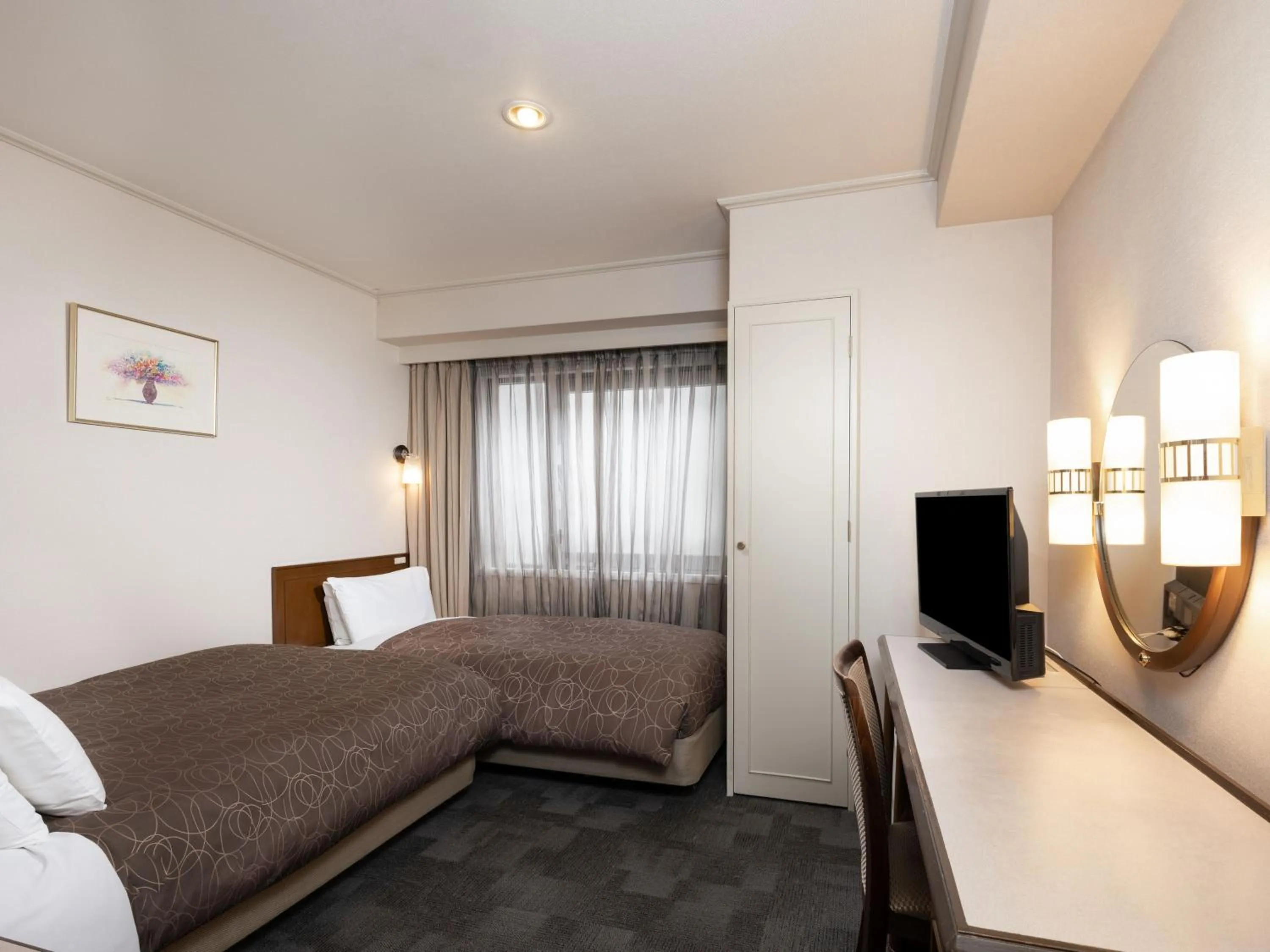 Photo of the whole room, Bed in Sotetsu Grand Fresa Hiroshima