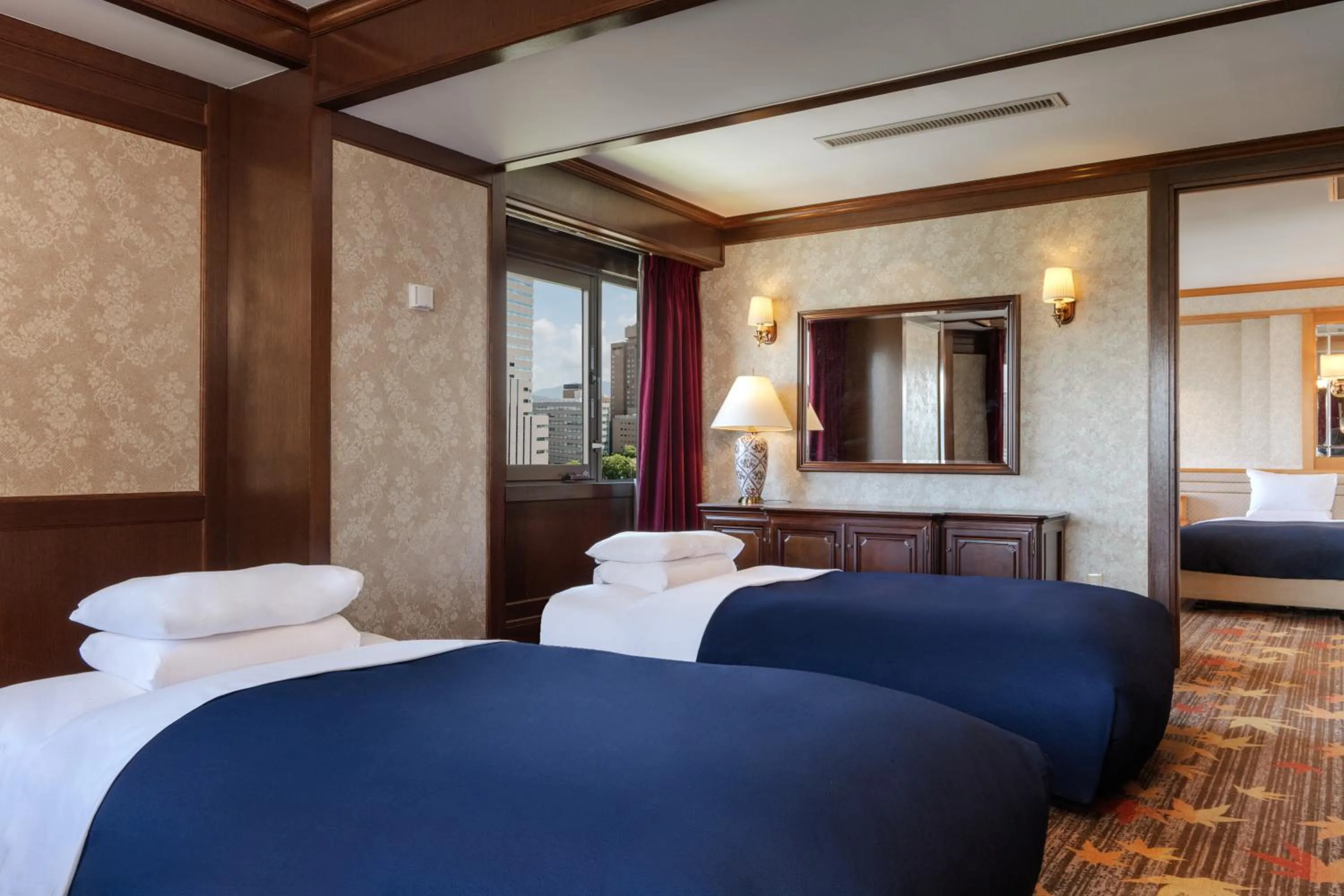 Bed in HOTEL MYSTAYS Hiroshima Peace Park