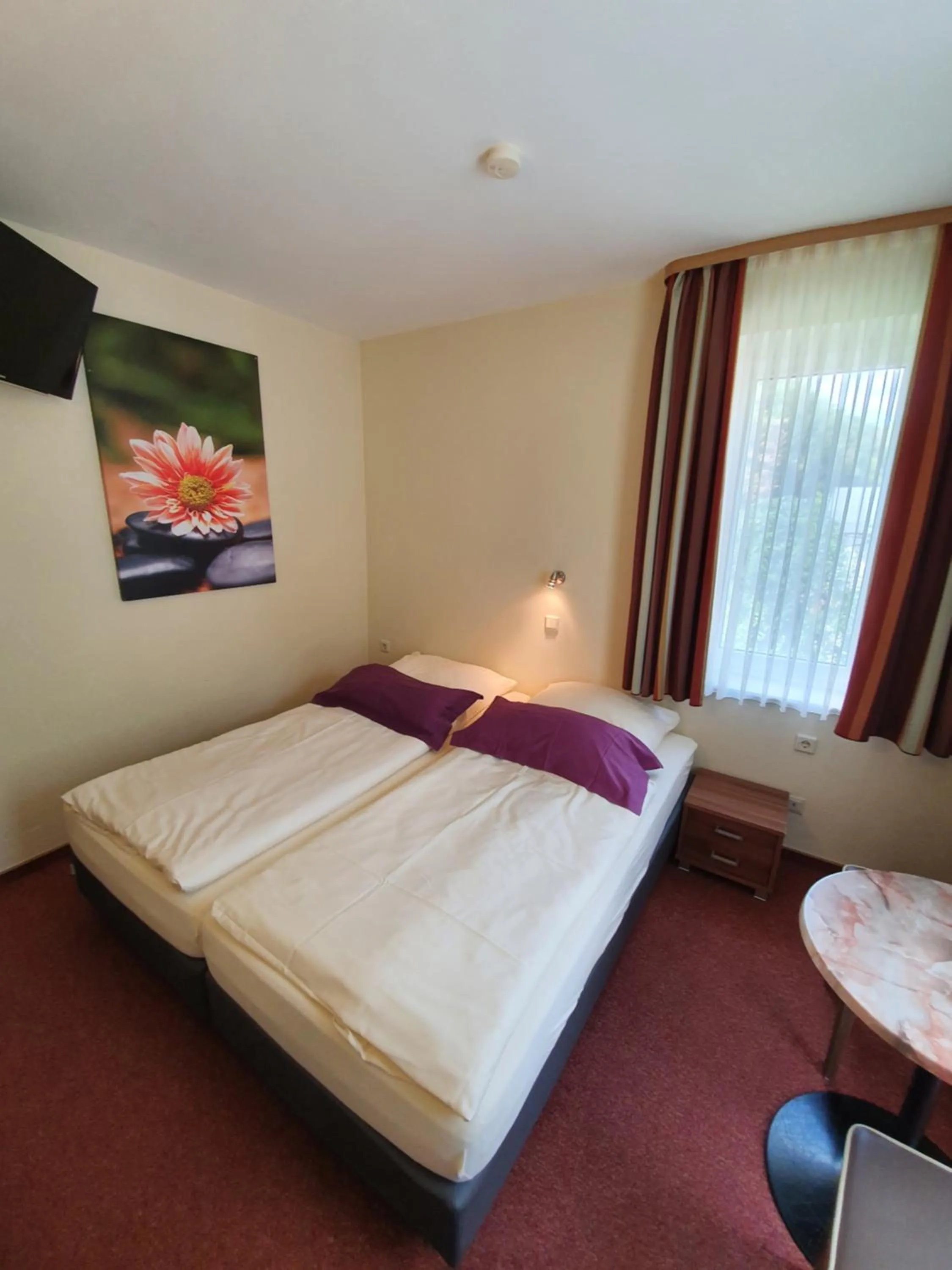 Photo of the whole room, Bed in Hotel Bergschlösschen