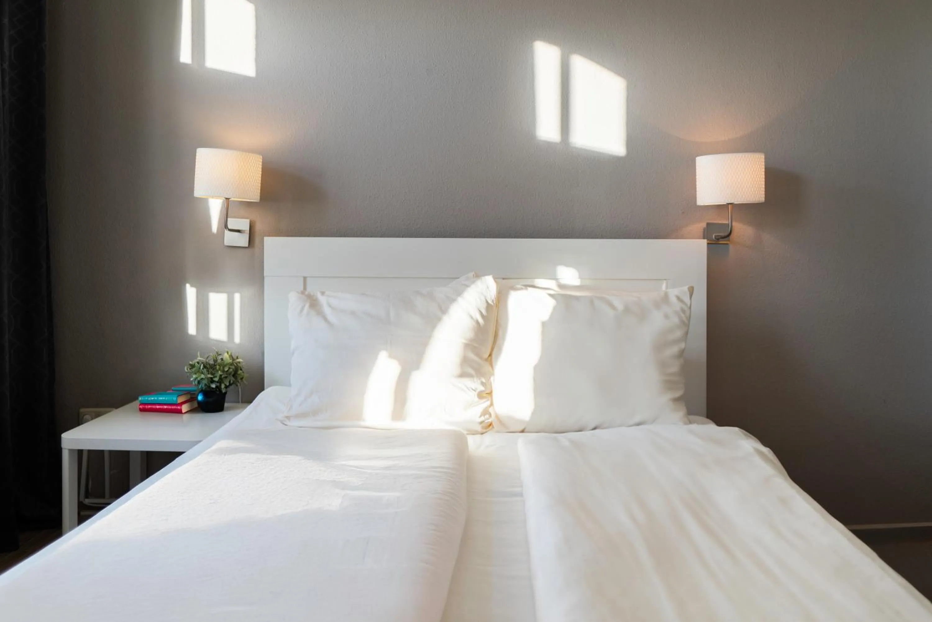 Bed in Apartment Hotel Lindeneck