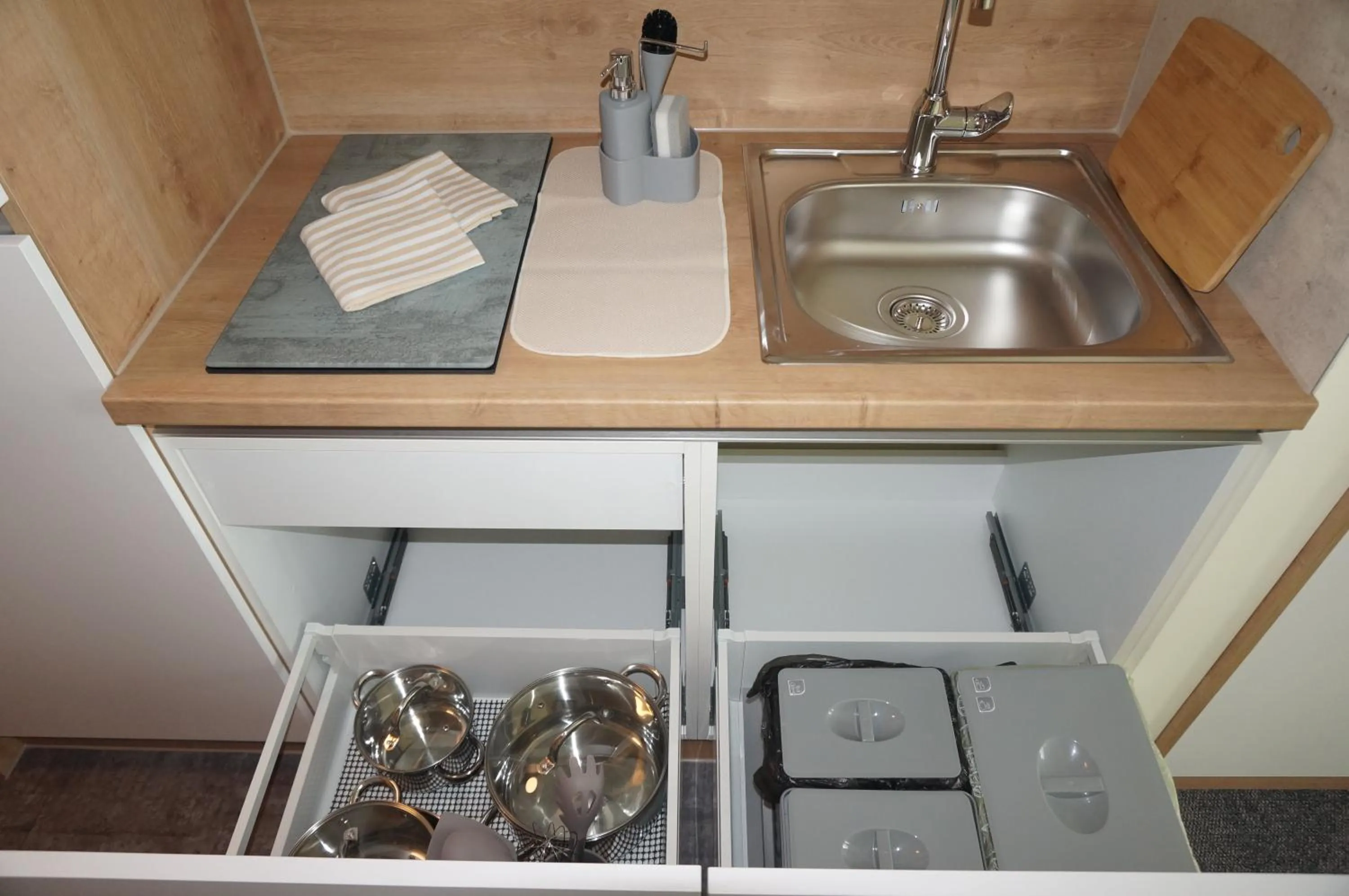 Kitchen or kitchenette in LikeDaheim Apartments