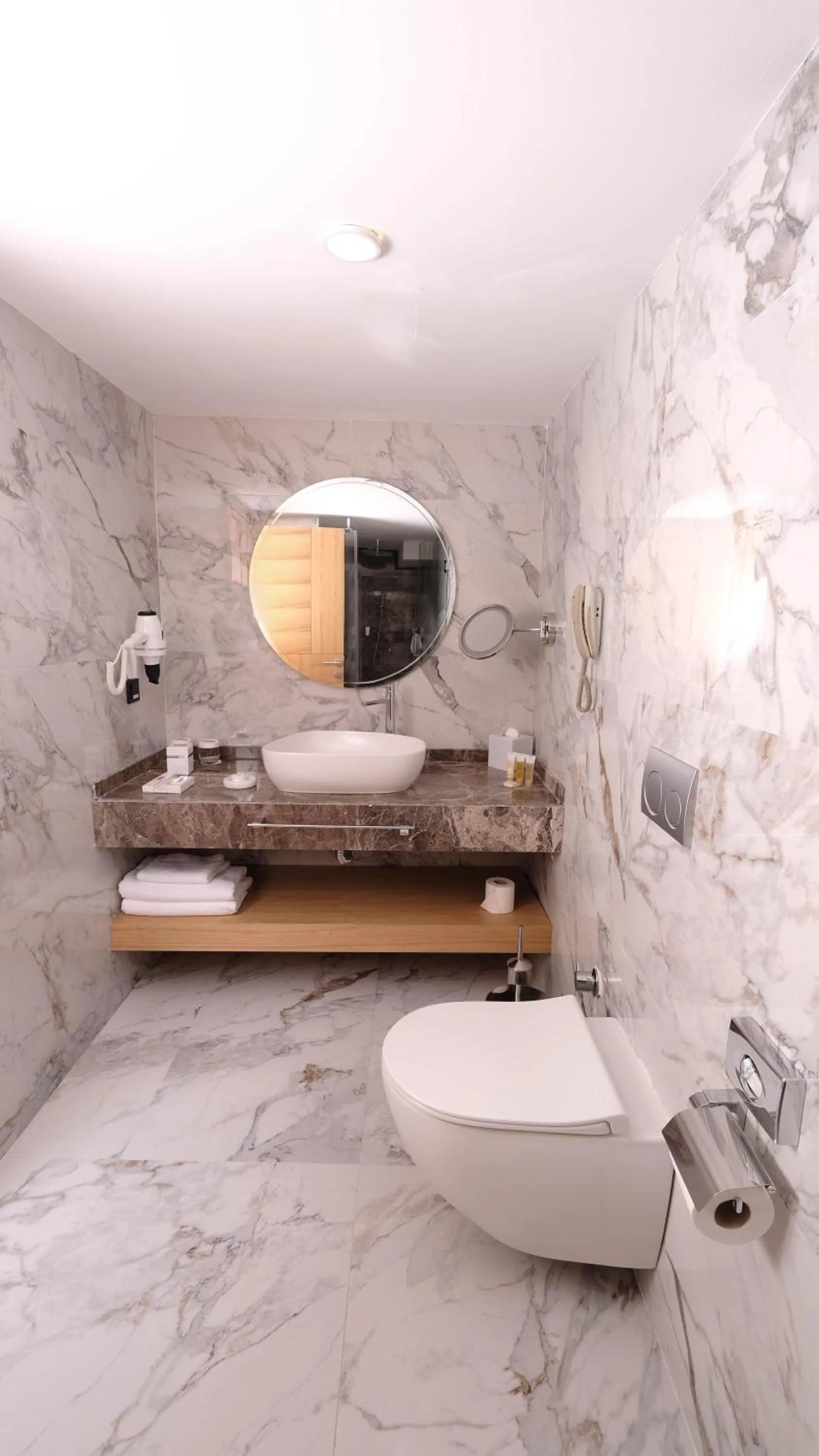 Toilet in Grande Arte Hotel