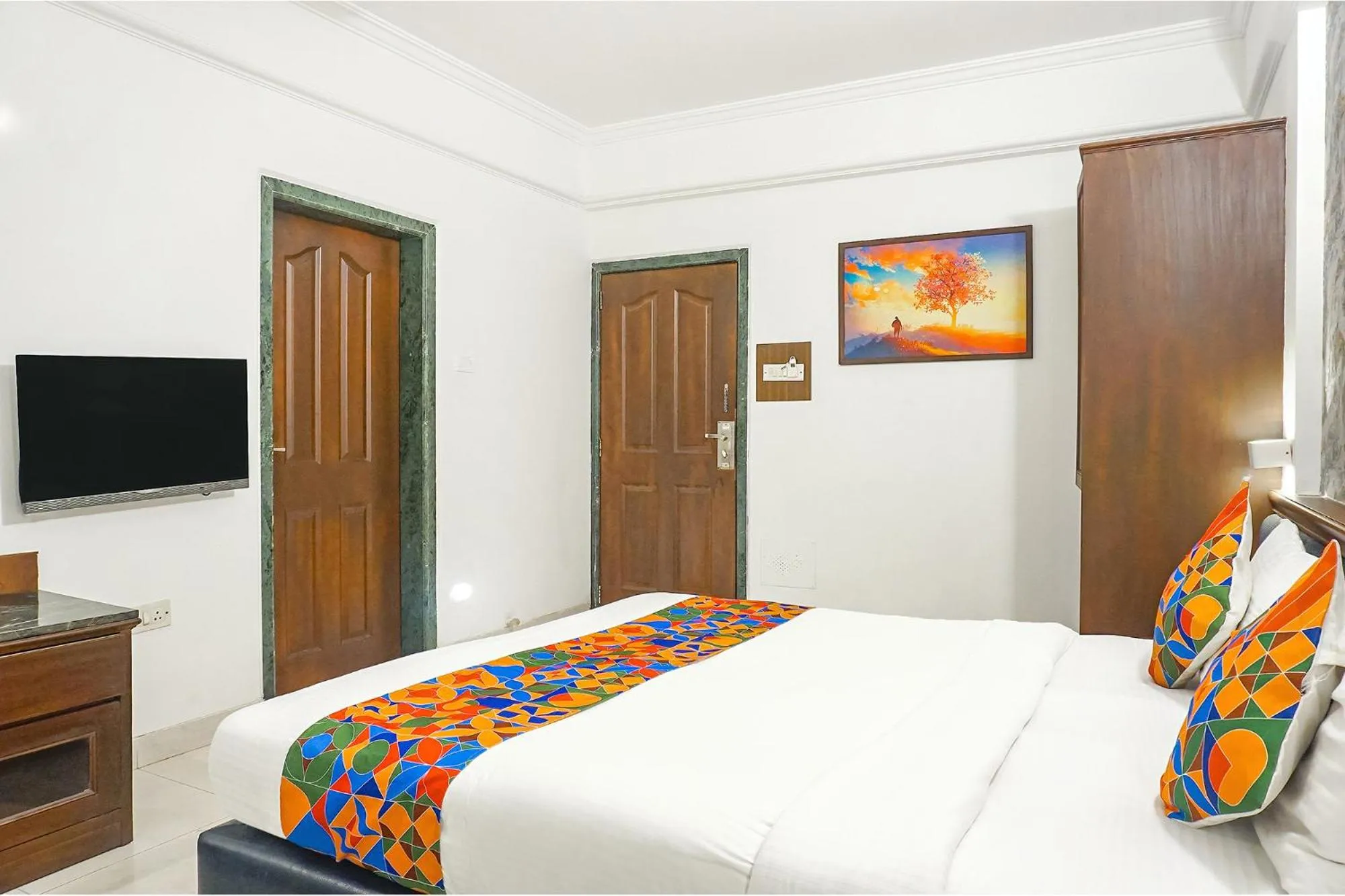 Bed in FabHotel Prime Golden Emerald - Nr St Mary's Church CNI