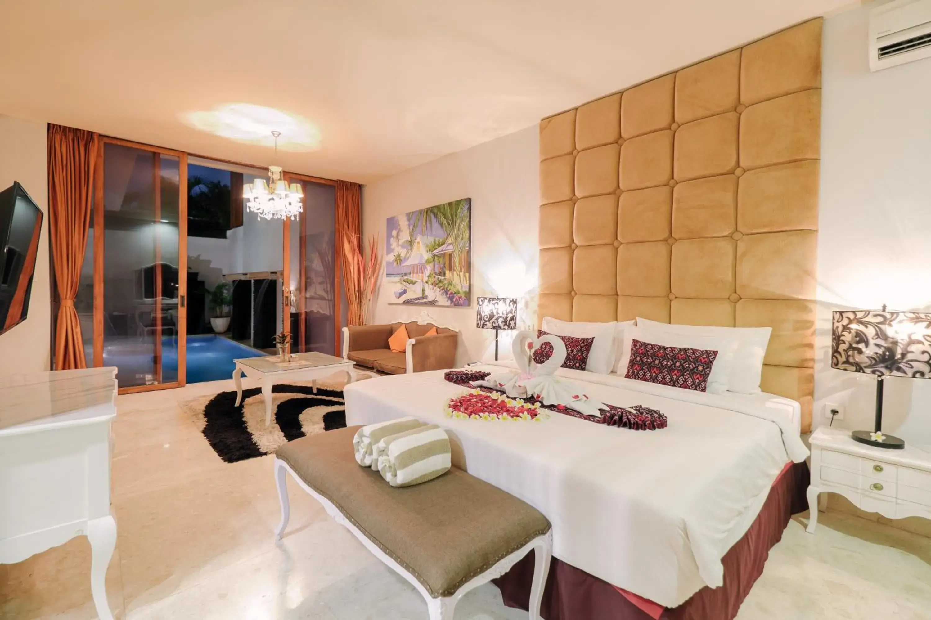 Property building, Bed in Kaisa Villas Seminyak Property building, Bed in Kaisa Villas Seminyak