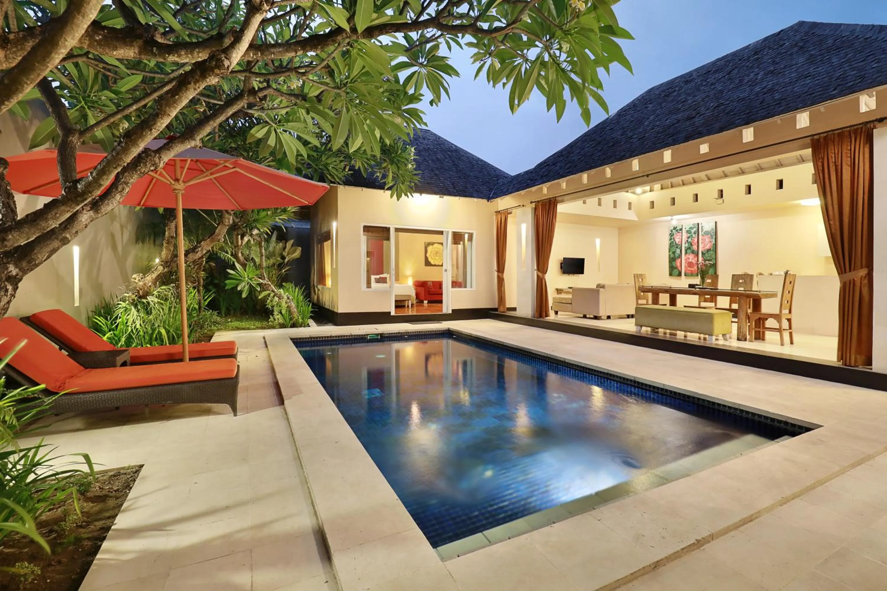 Swimming pool in Kaisa Villas Seminyak