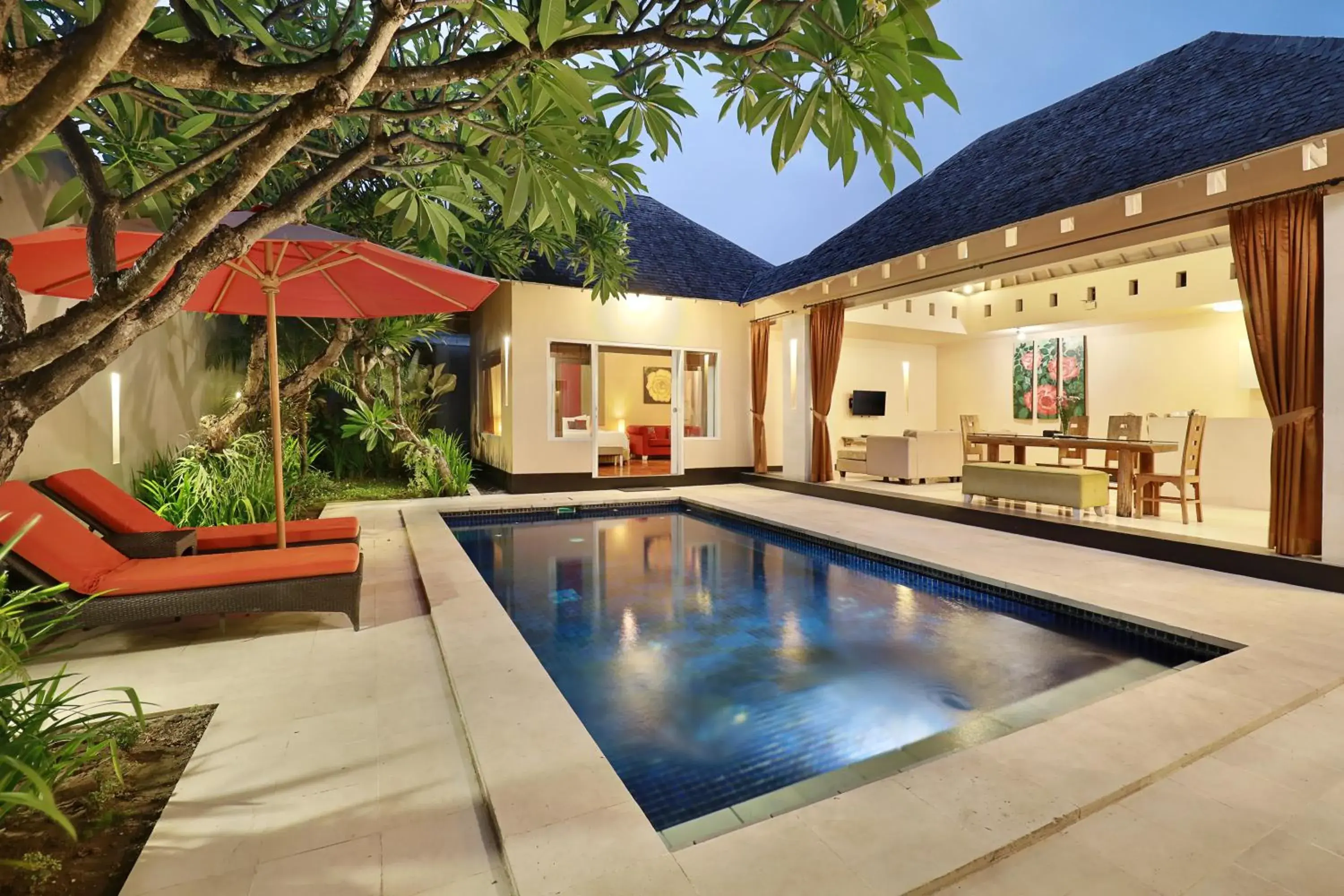 Swimming pool in Kaisa Villas Seminyak Swimming pool in Kaisa Villas Seminyak