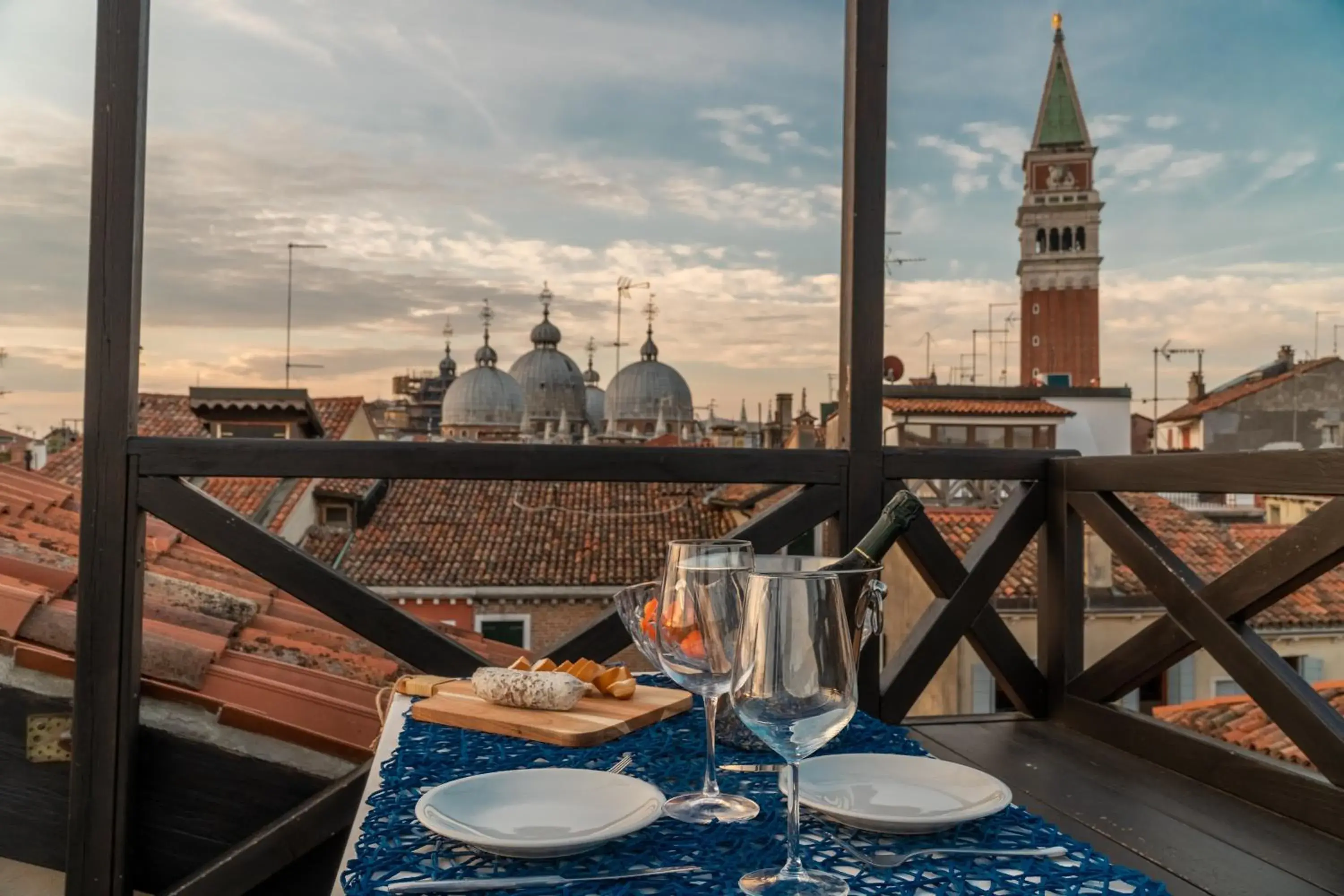 San Marco View Terrace Apartment R&R San Marco View Terrace Apartment R&R