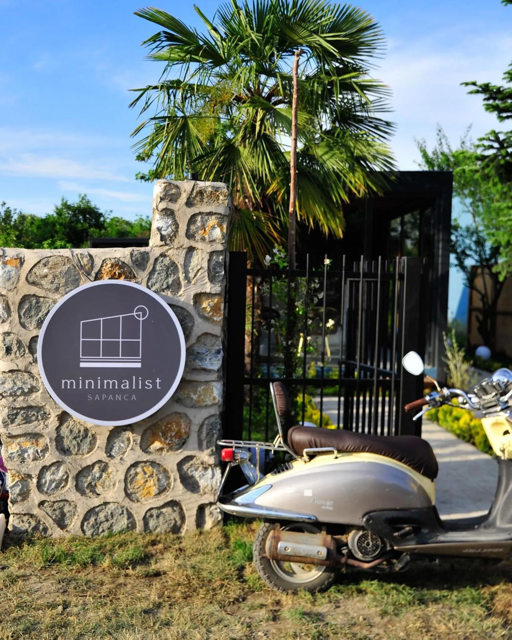 Street view in Minimalist Sapanca