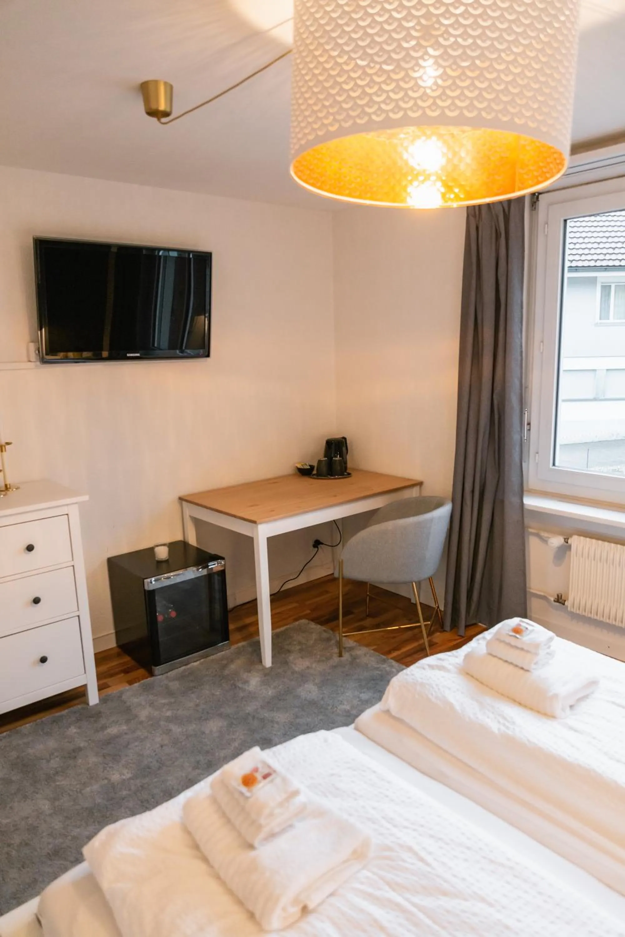 TV and multimedia, Bed in KALCHOFEN Restaurant Hotel Eventhouse