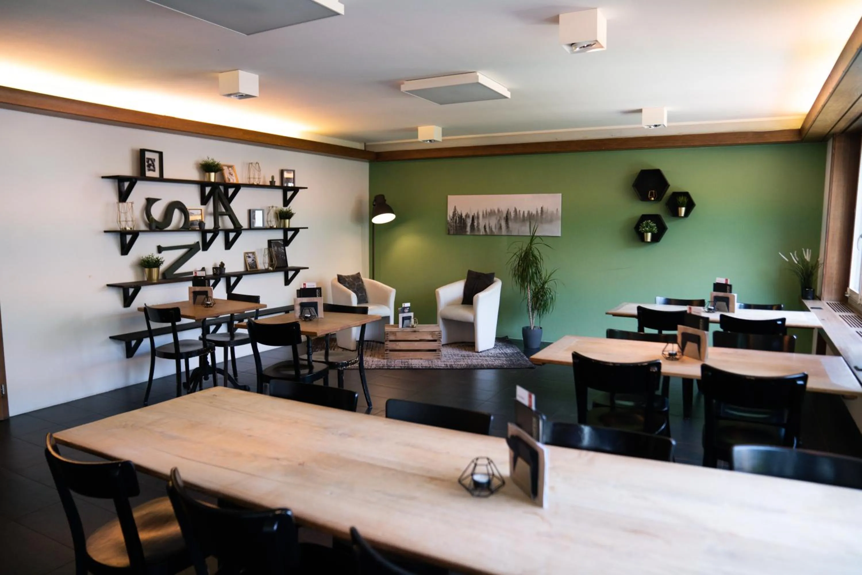 Restaurant/places to eat in KALCHOFEN Restaurant Hotel Eventhouse