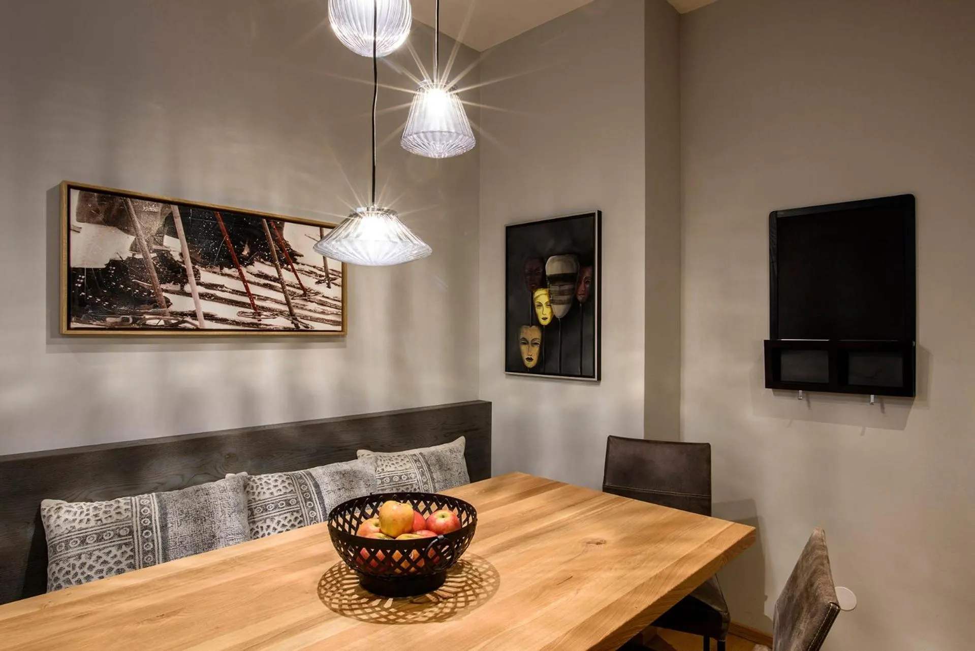 Photo of the whole room in Skihotel Galzig B&B