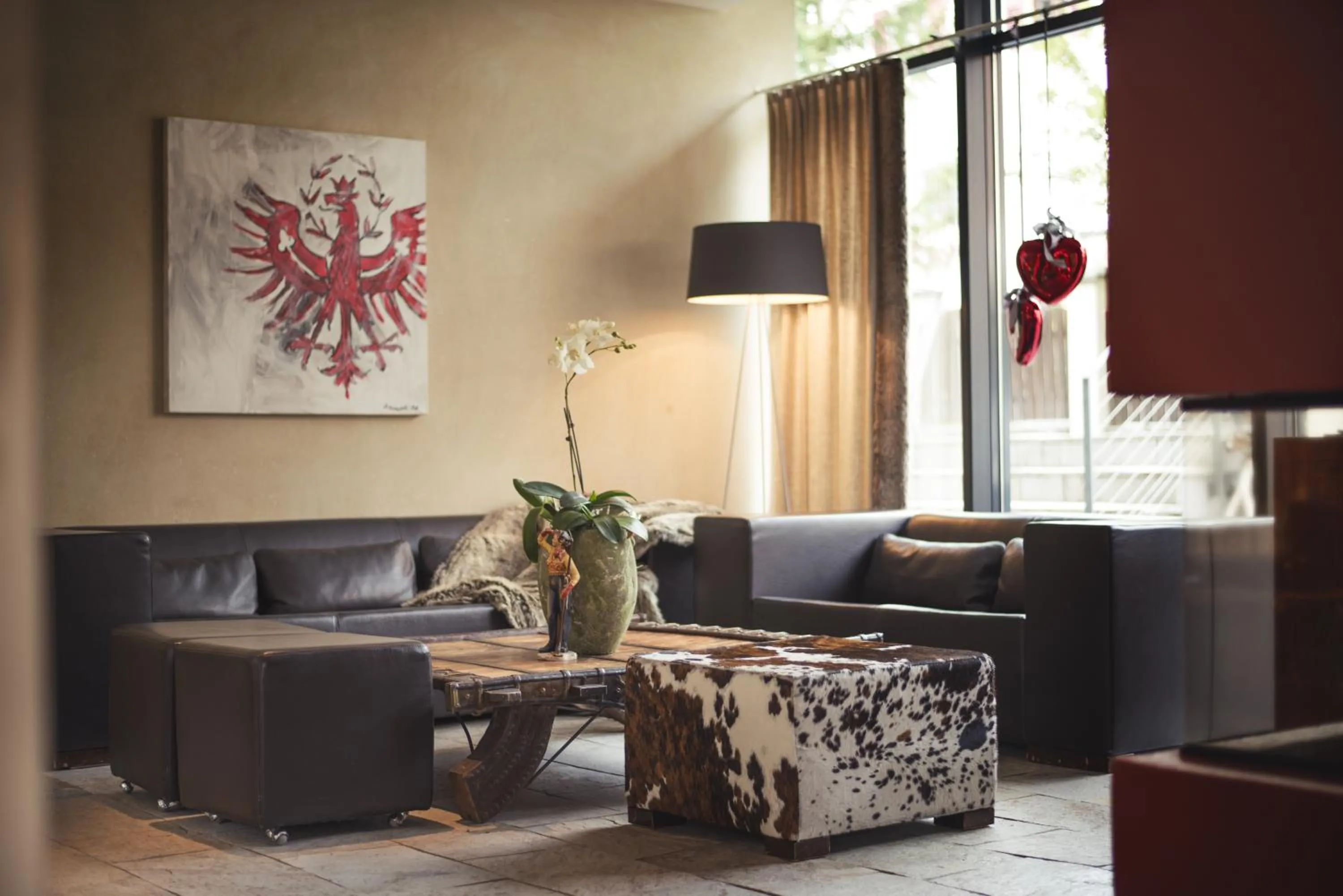 Lounge or bar in Skihotel Galzig B&B