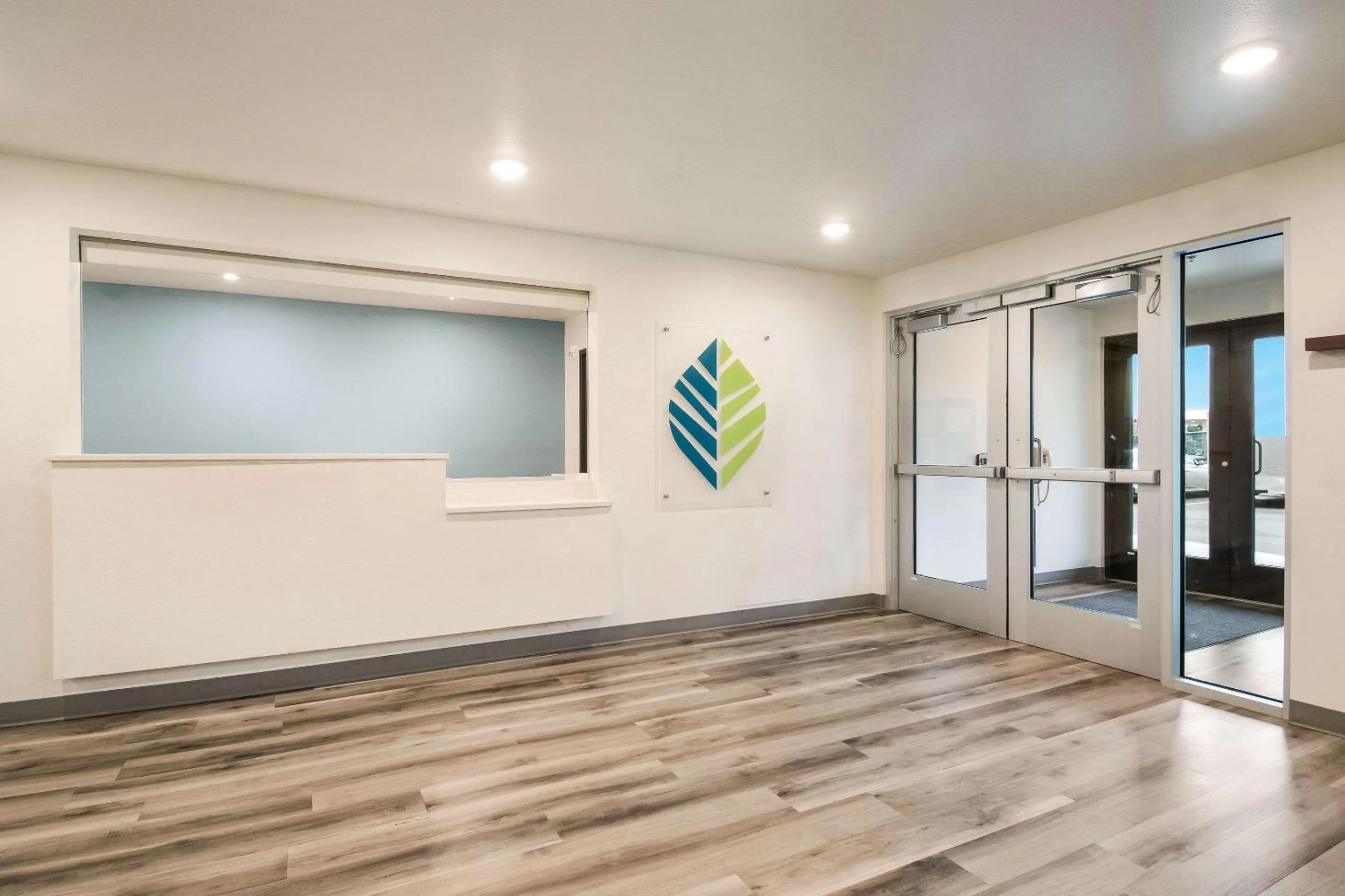 Lobby or reception in WoodSpring Suites Portland Vancouver