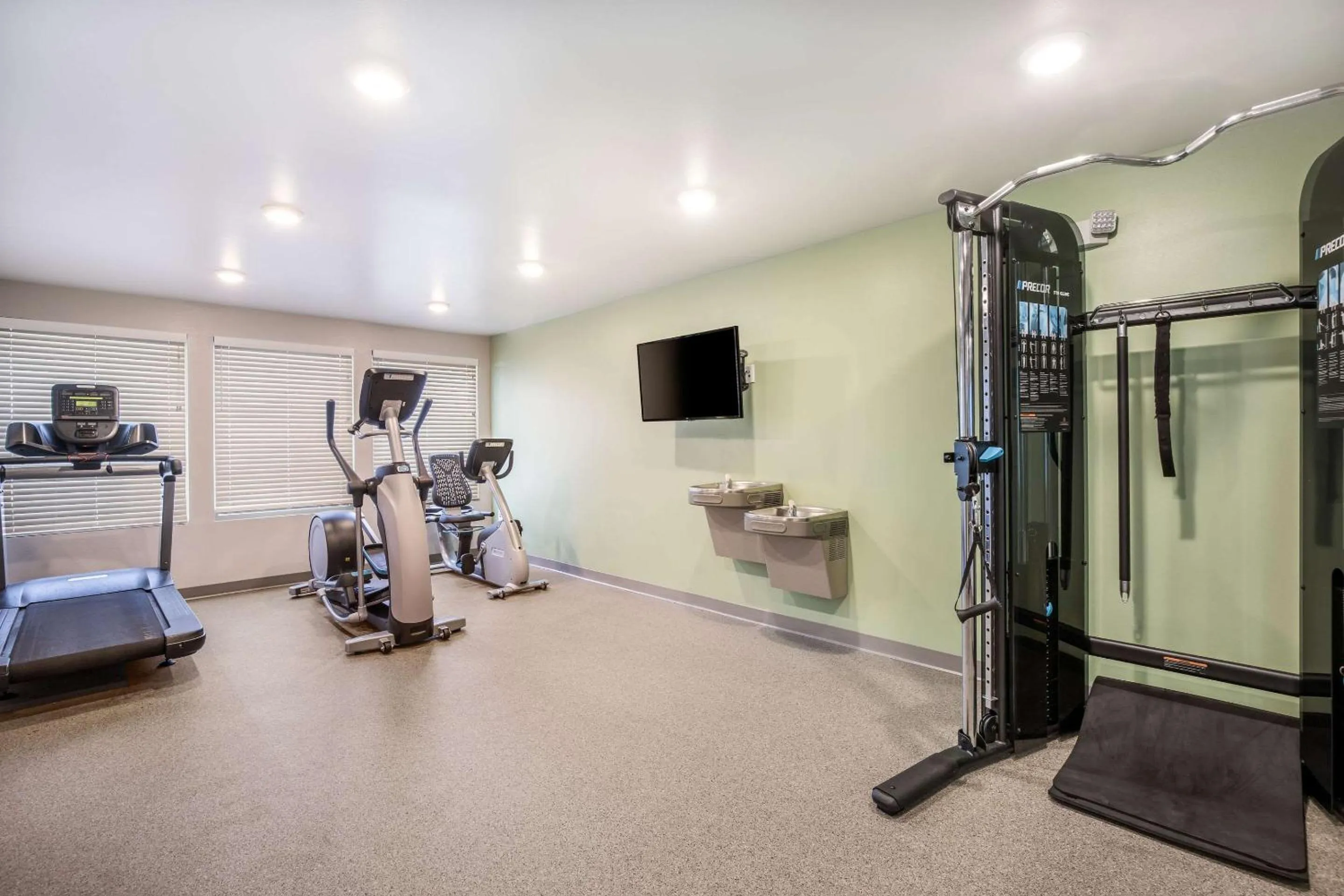 Spa and wellness centre/facilities in WoodSpring Suites Gurnee - Chicago