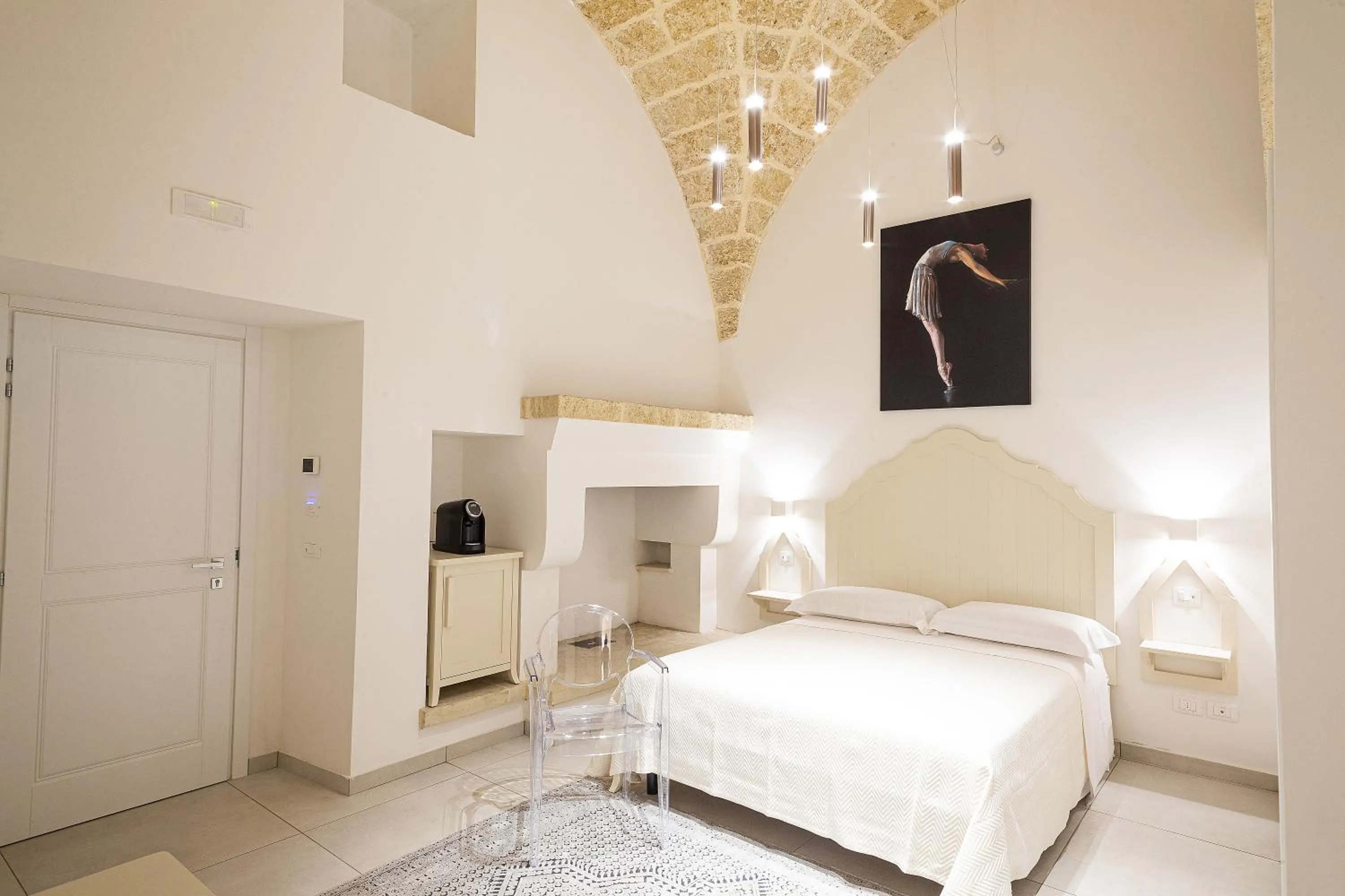 Bedroom, Bed in Palazzo Alma luxury rooms