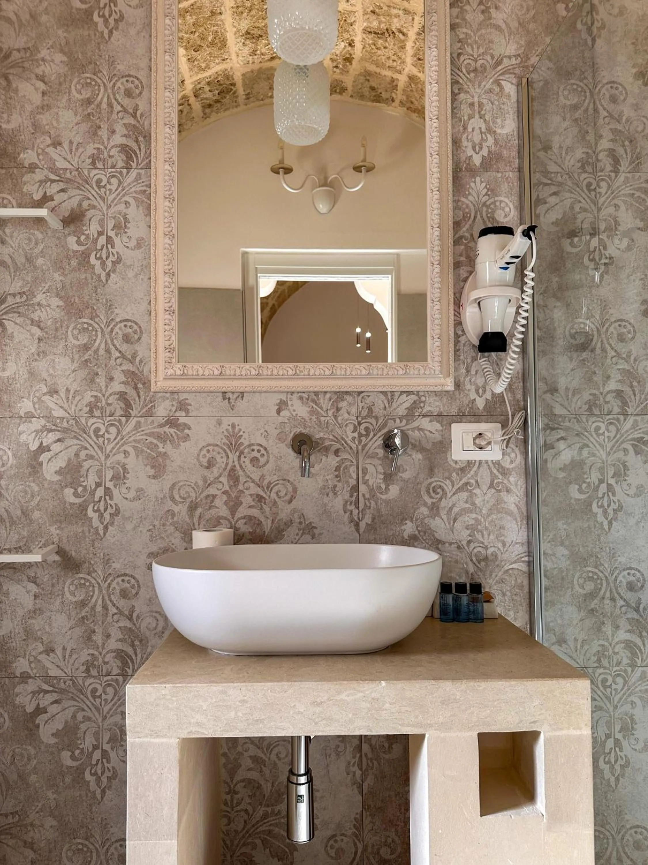 Bathroom in Palazzo Alma luxury rooms