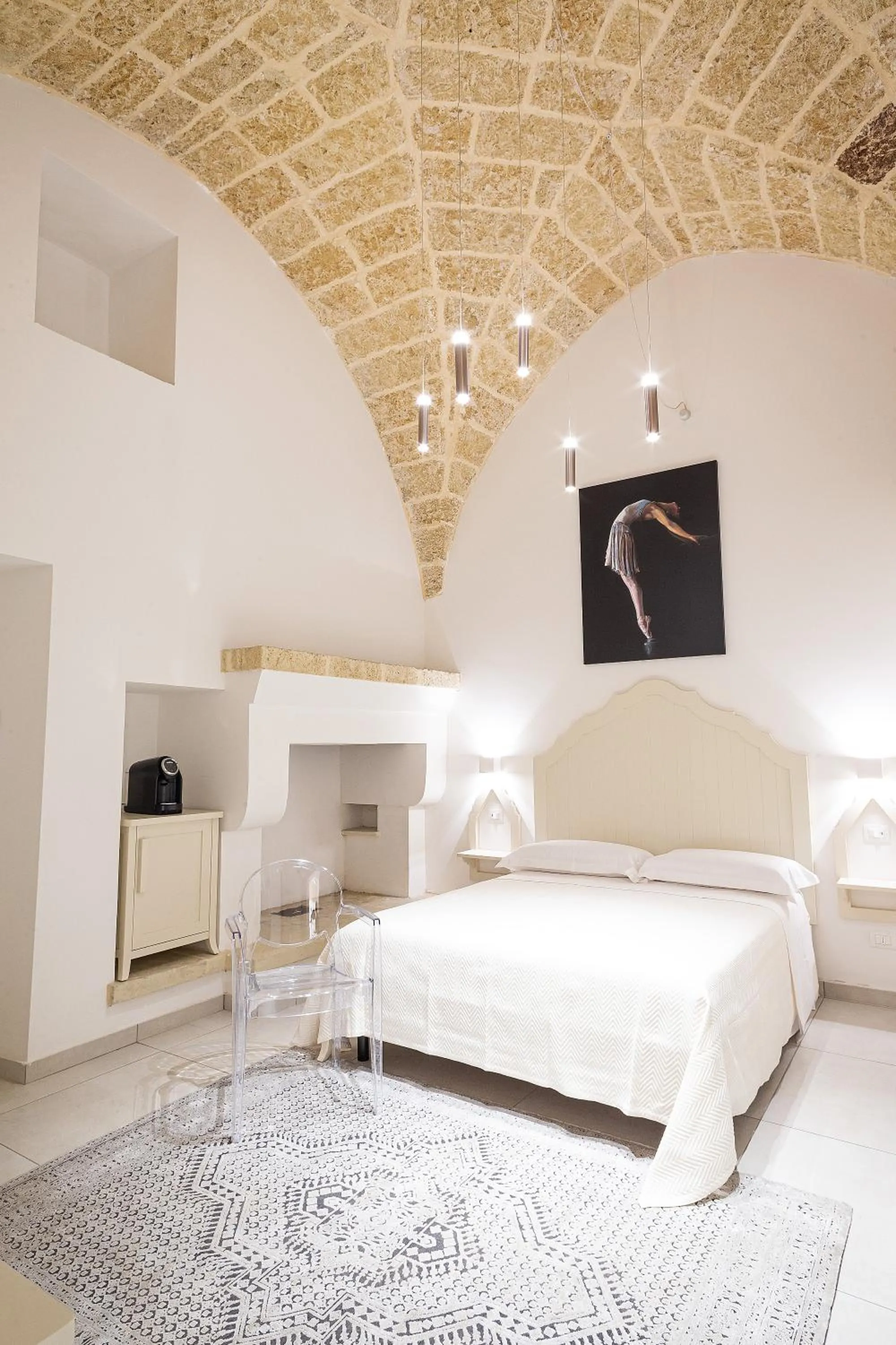Bedroom, Bed in Palazzo Alma luxury rooms